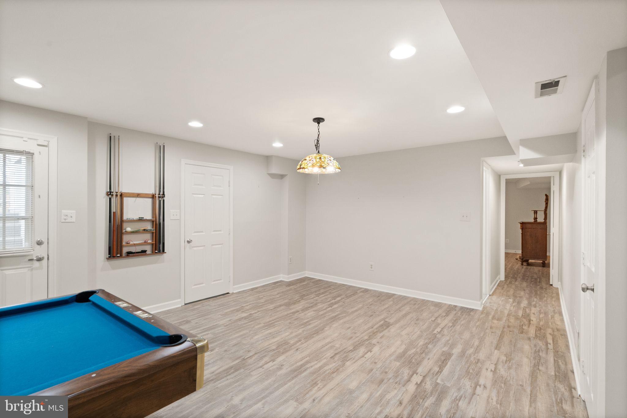 ASHBURN FARM - Residential