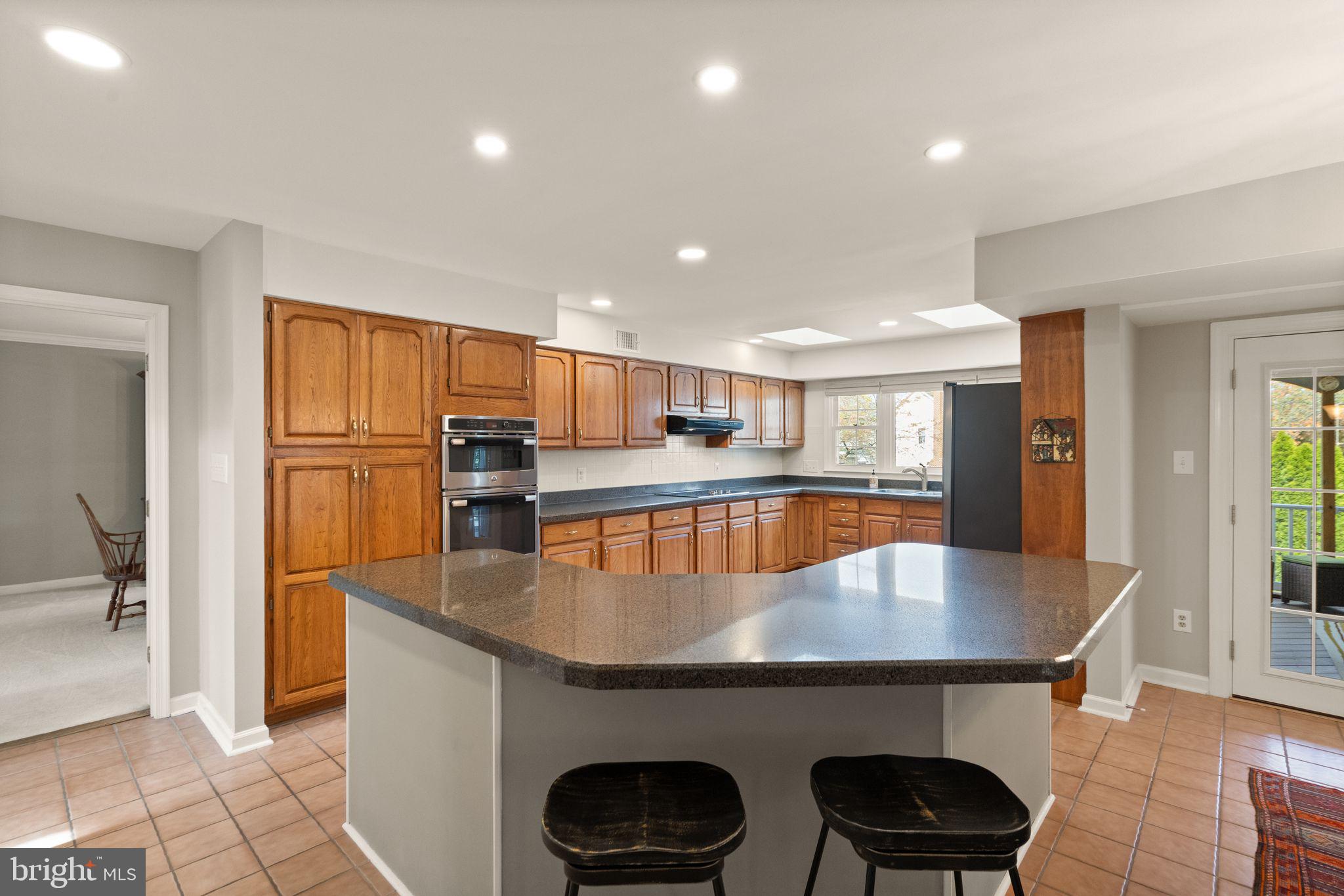 ASHBURN FARM - Residential