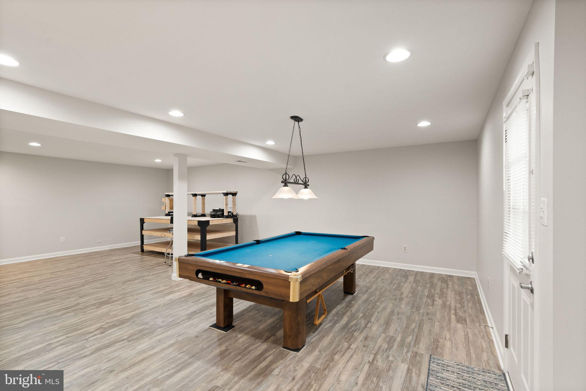 ASHBURN FARM - Residential