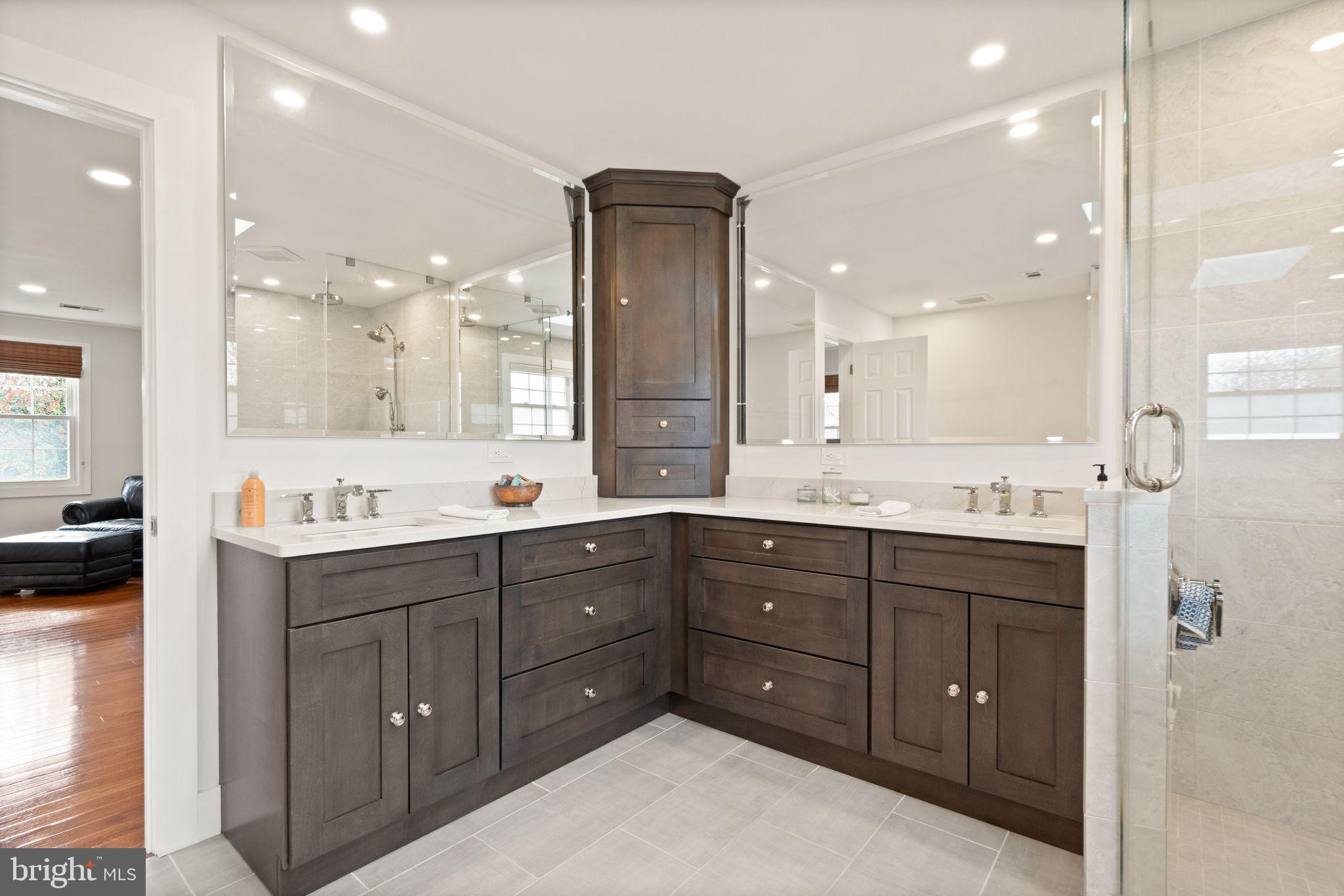 ASHBURN FARM - Residential