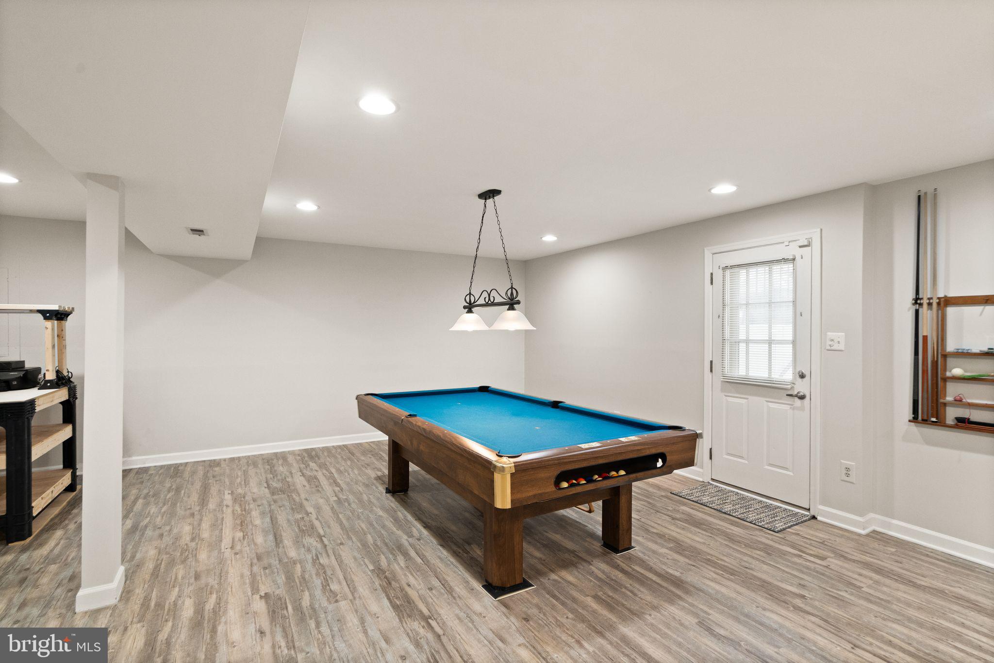 ASHBURN FARM - Residential