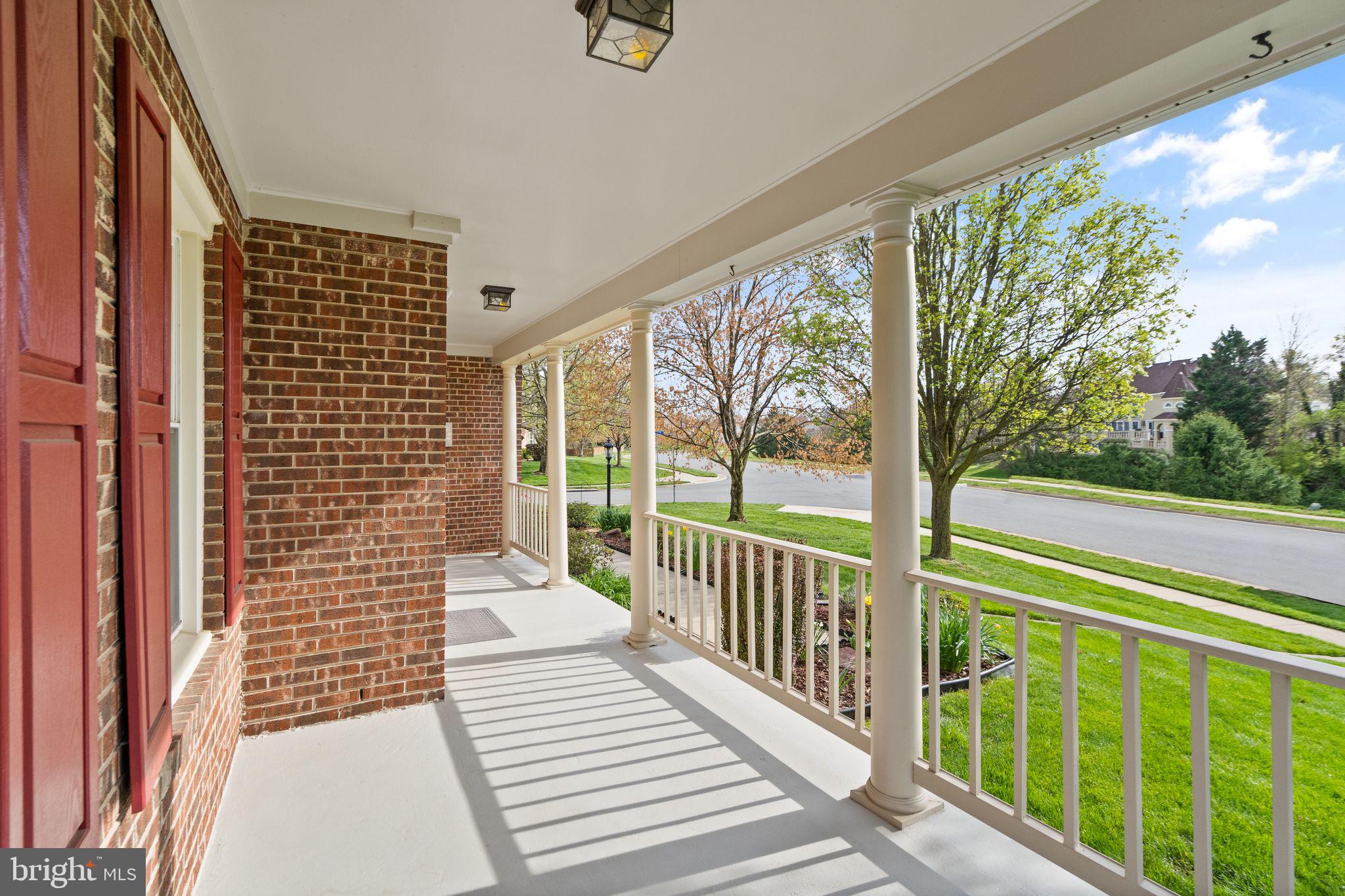 ASHBURN FARM - Residential