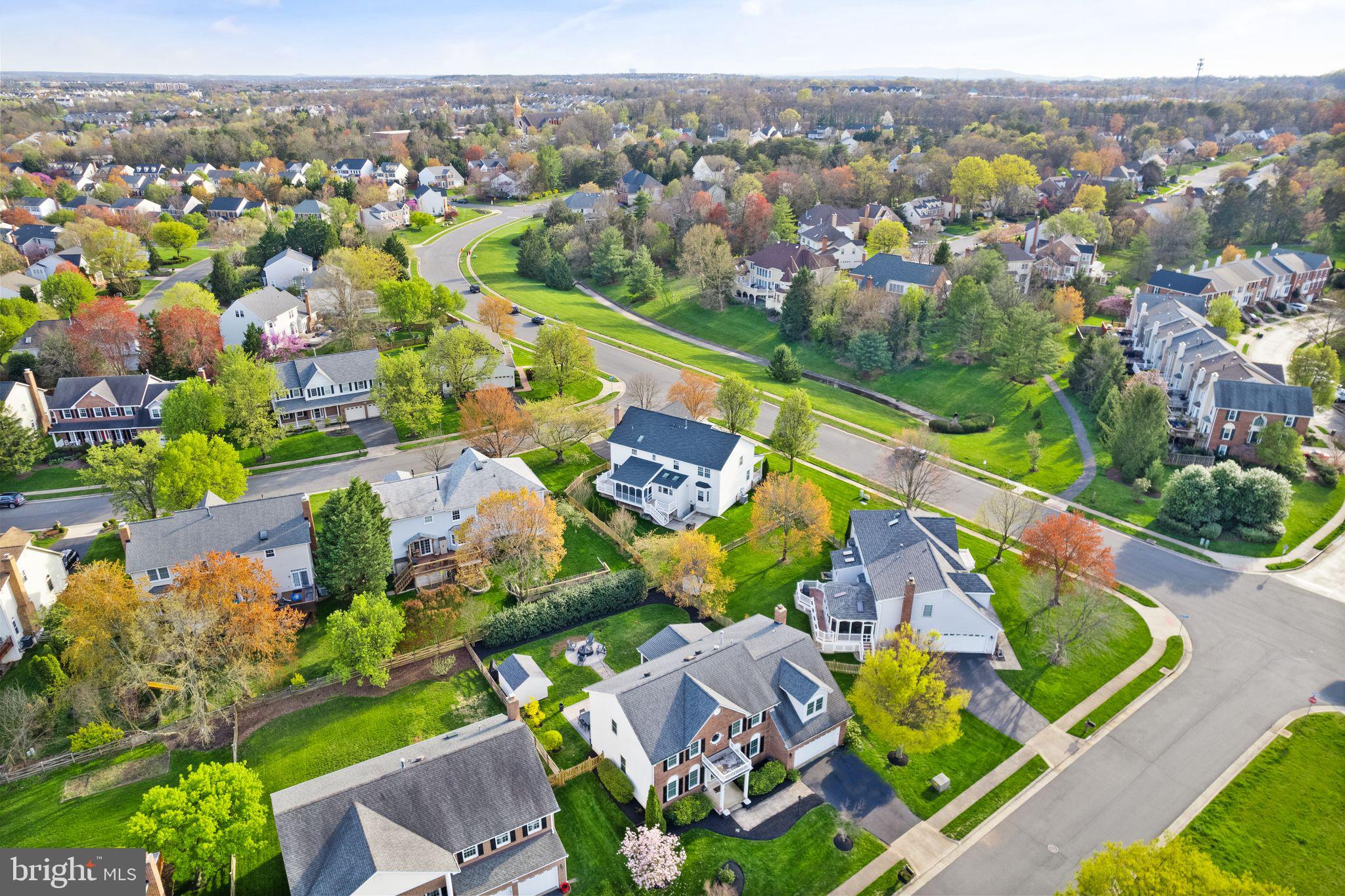 ASHBURN FARM - Residential
