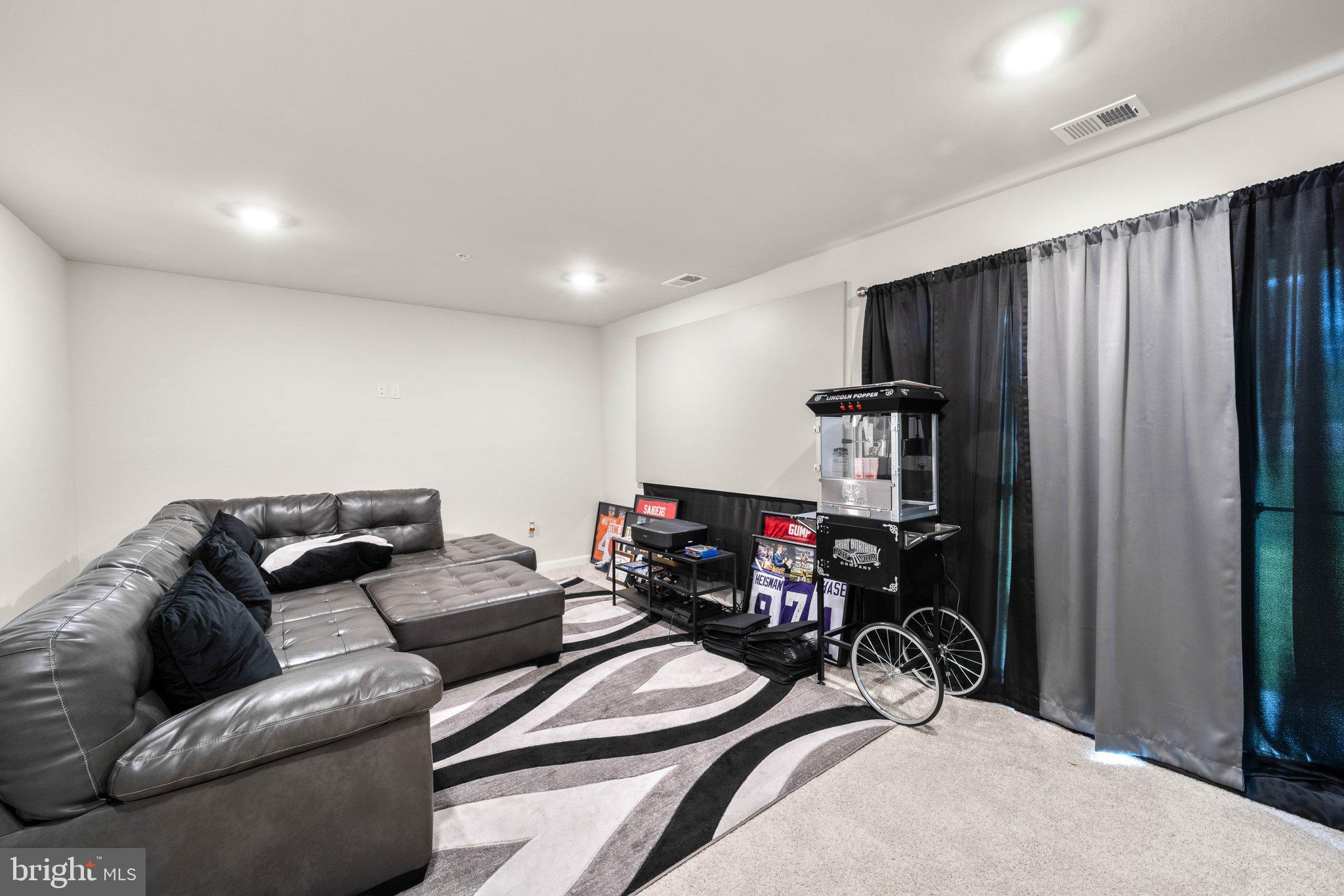 WOODMORE OVERLOOK - Residential