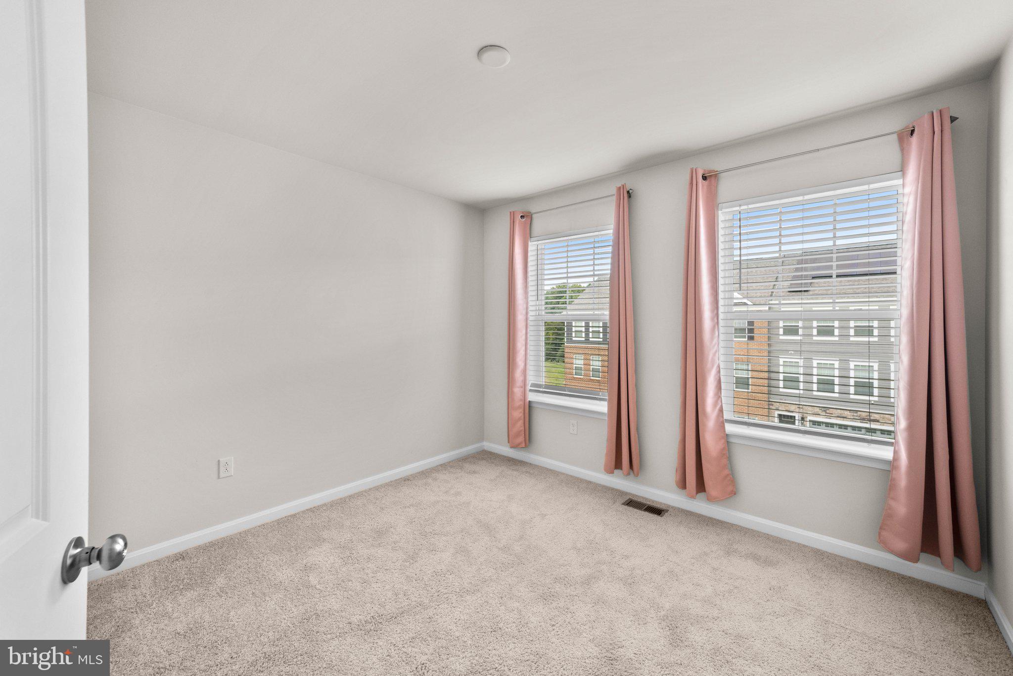 WOODMORE OVERLOOK - Residential