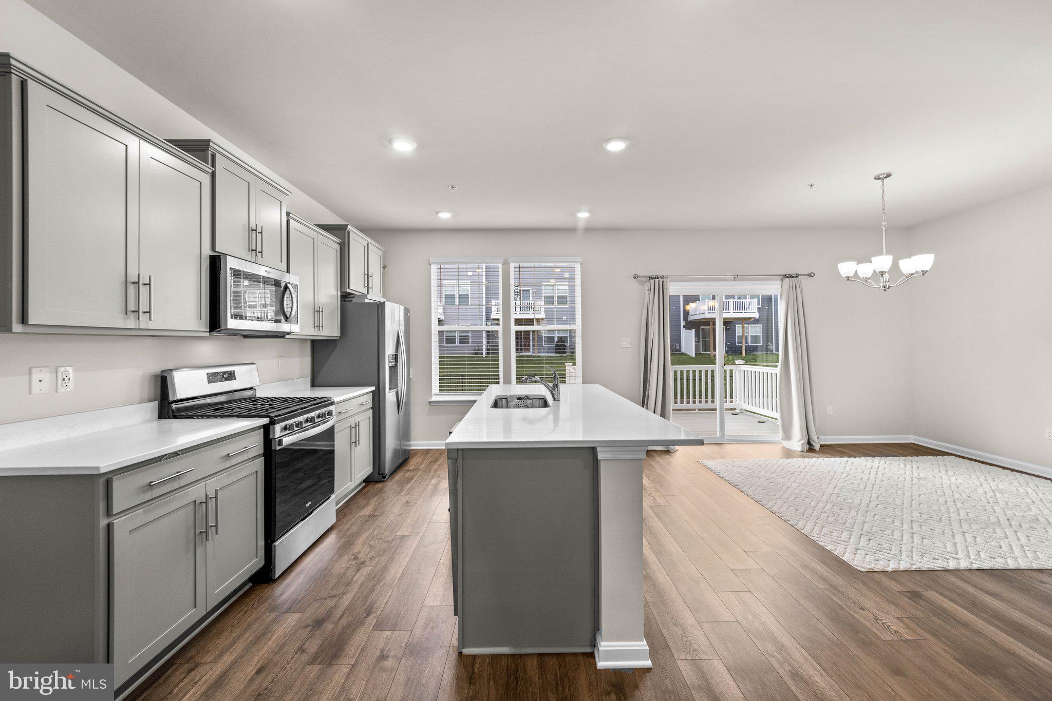 WOODMORE OVERLOOK - Residential