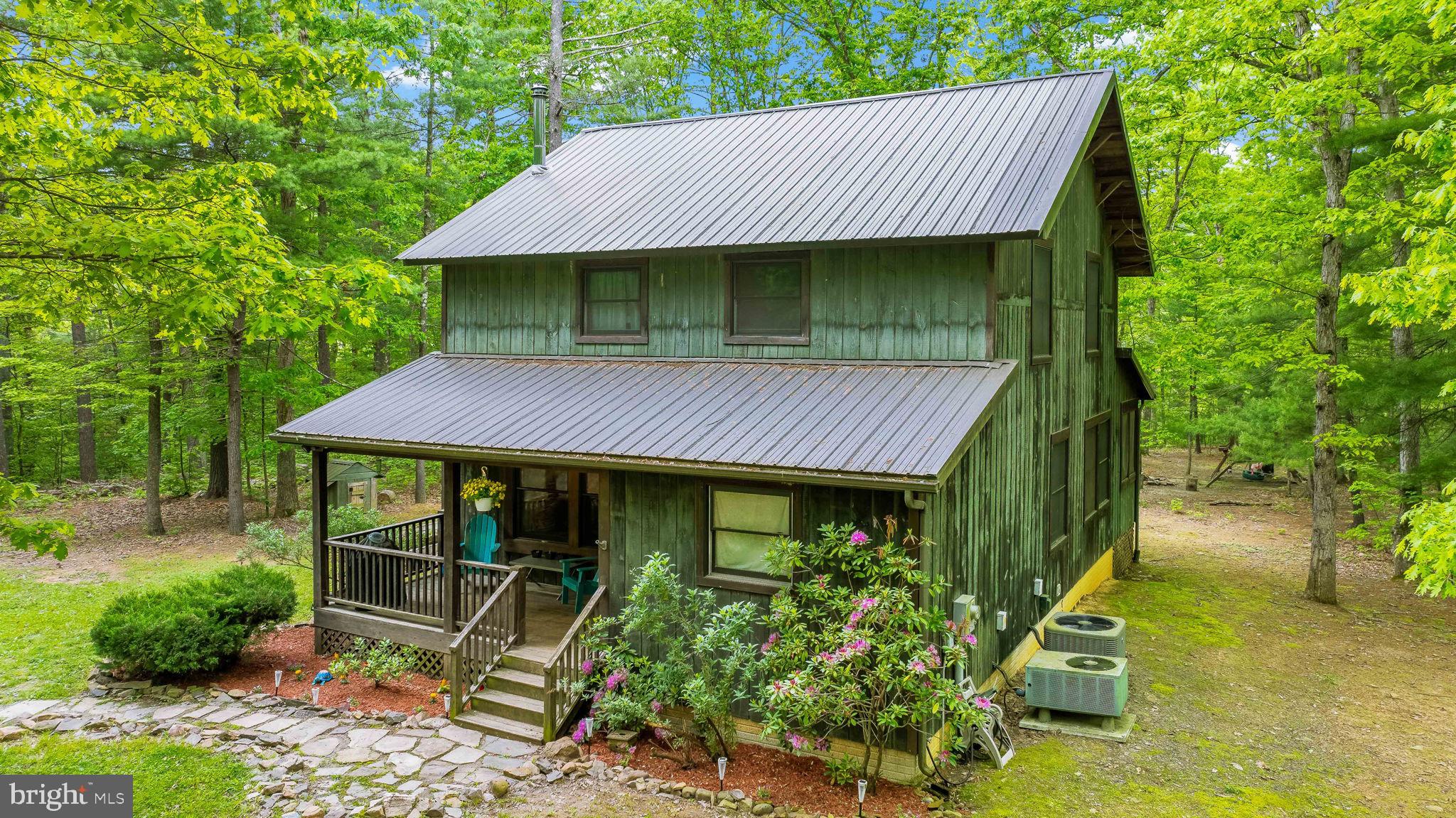 LAKE FERNDALE - Residential