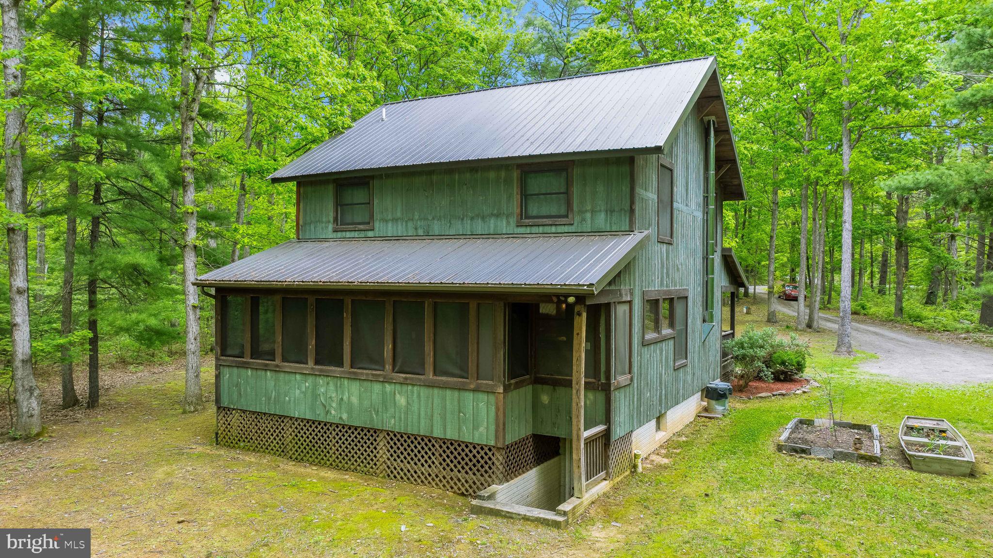 LAKE FERNDALE - Residential