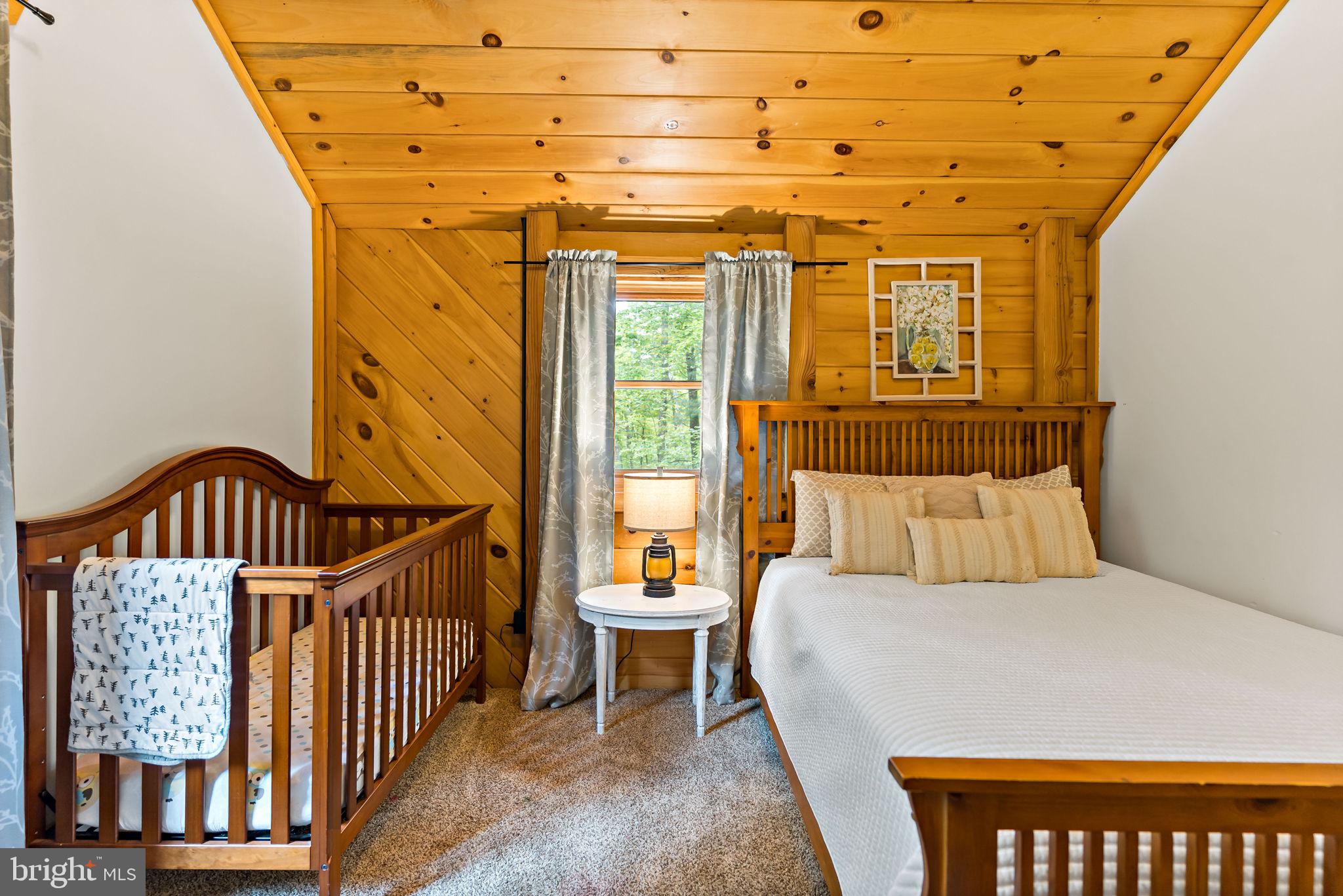 LAKE FERNDALE - Residential