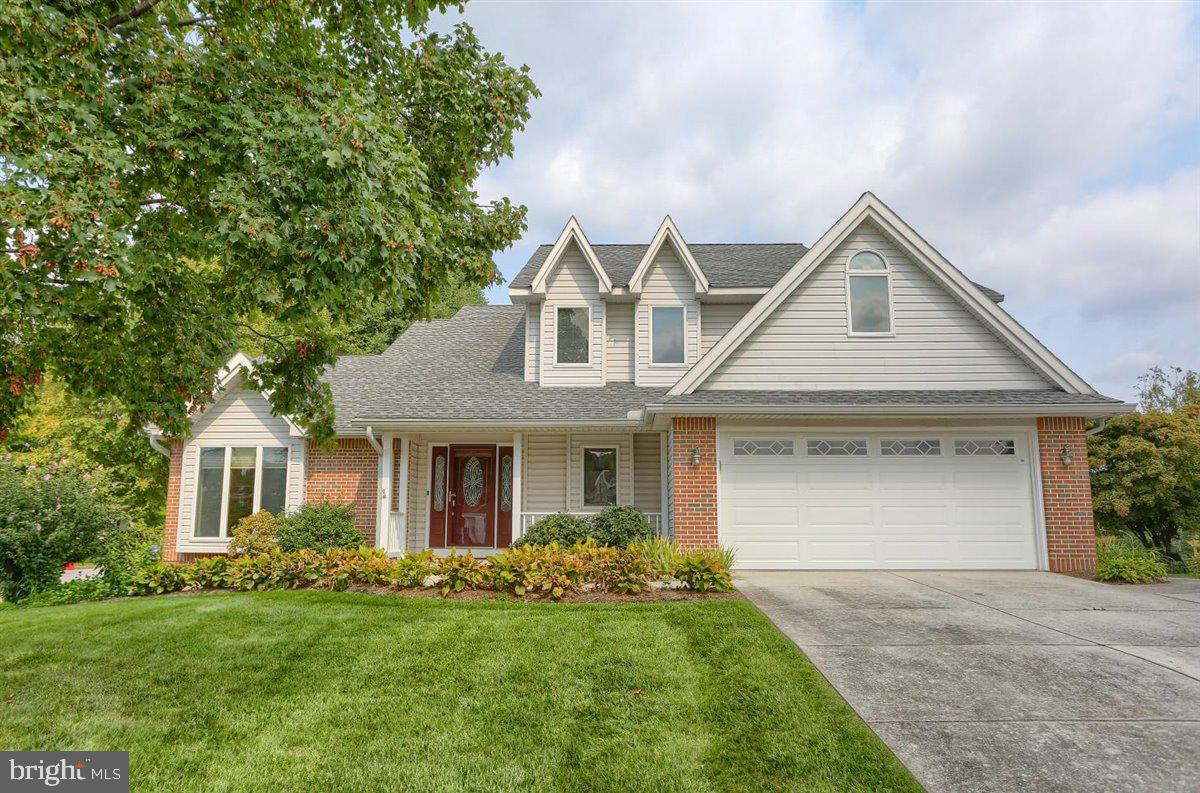 GREEN LANE MANOR - Residential