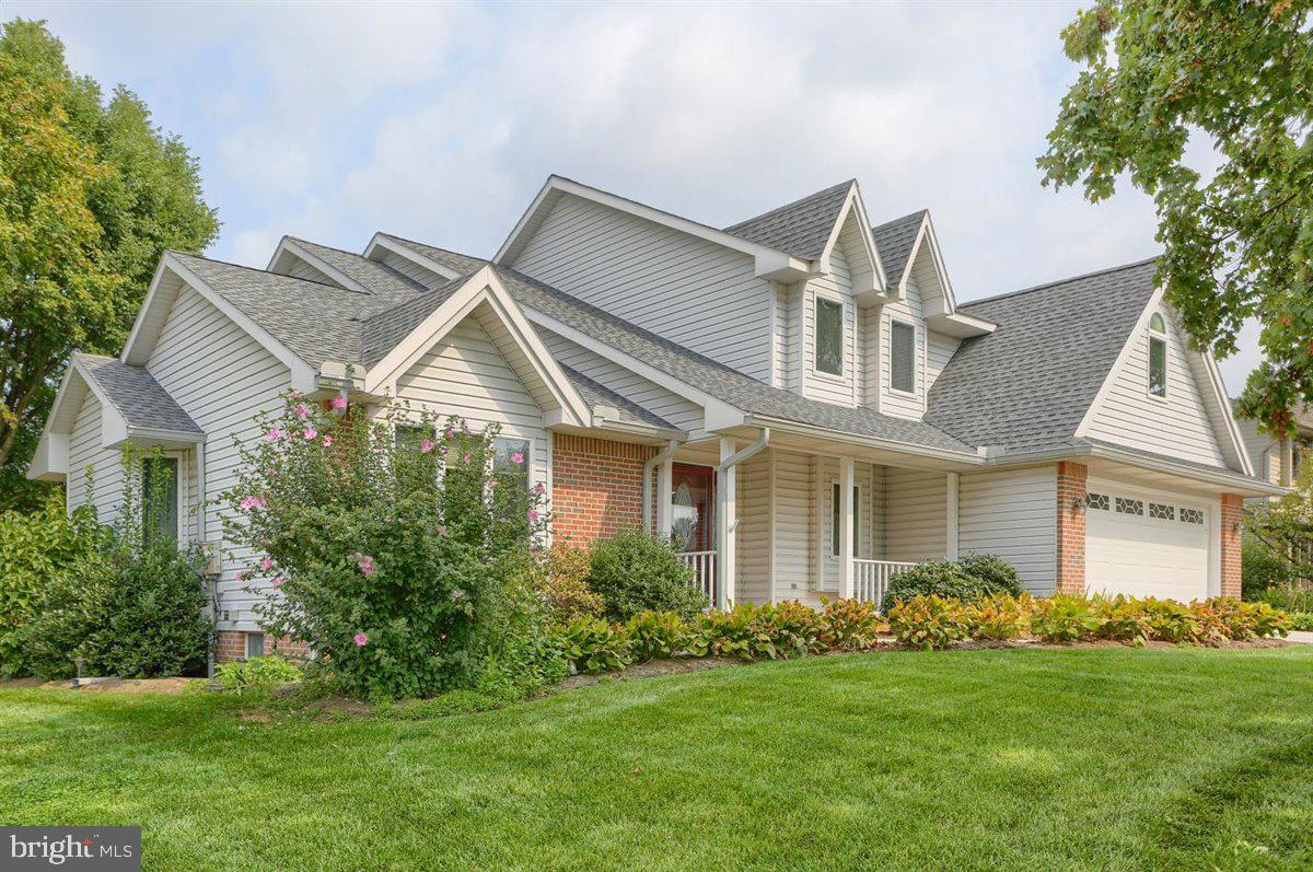 GREEN LANE MANOR - Residential