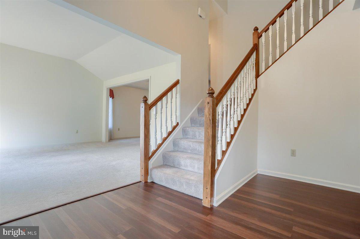 GREEN LANE MANOR - Residential