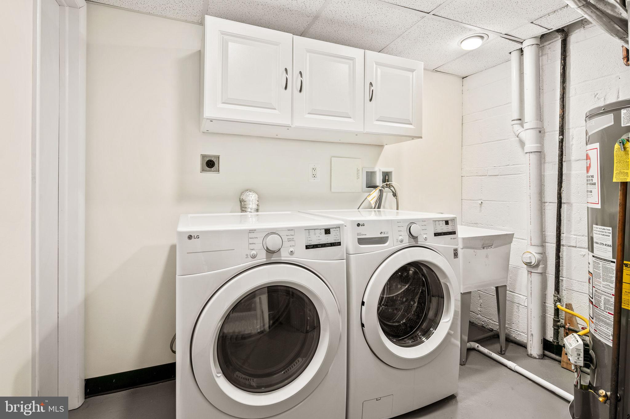 RIVERSIDE ESTATES - Residential