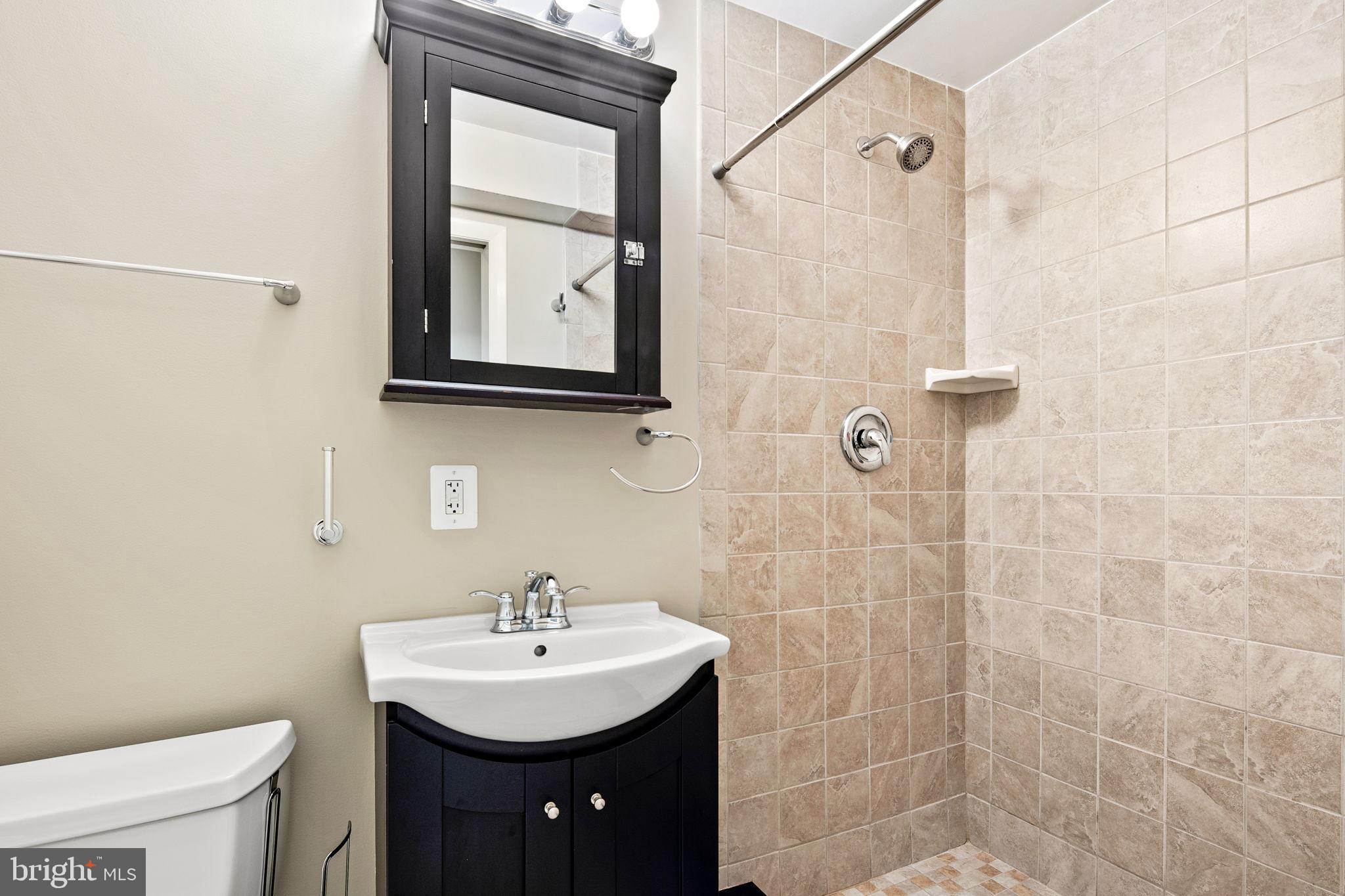 RIVERSIDE ESTATES - Residential