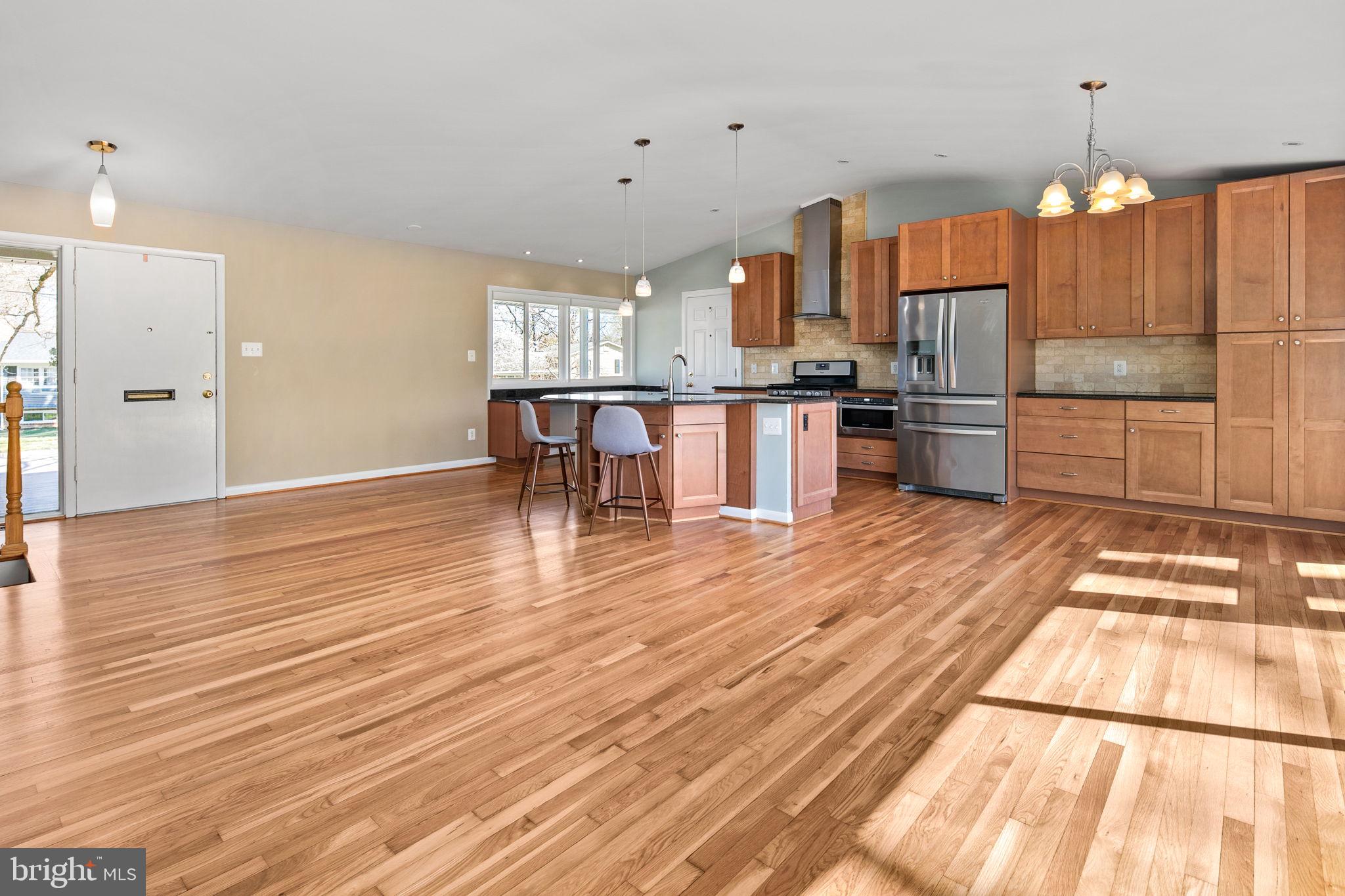 RIVERSIDE ESTATES - Residential