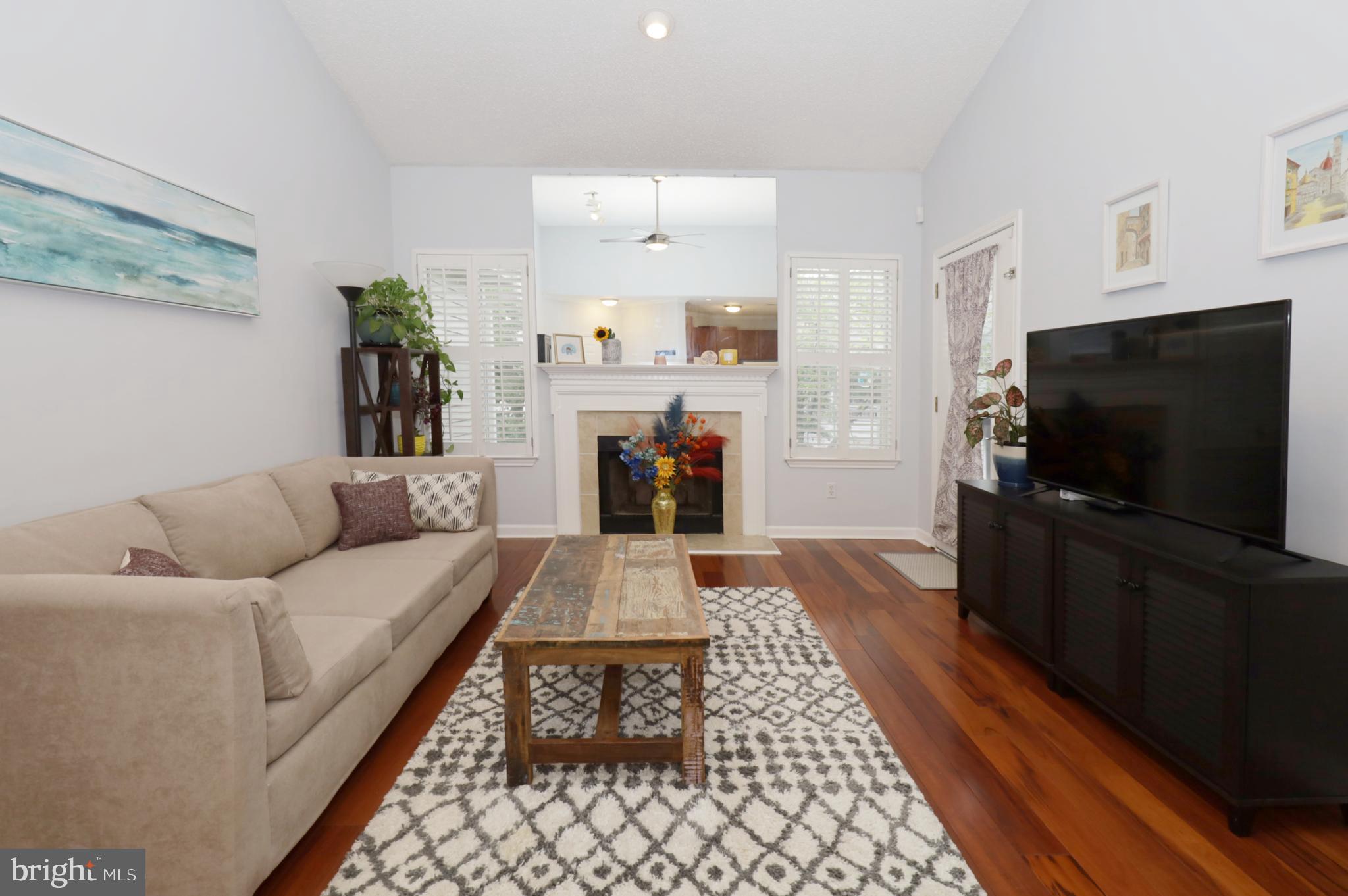 STONECROFT CONDO - Residential