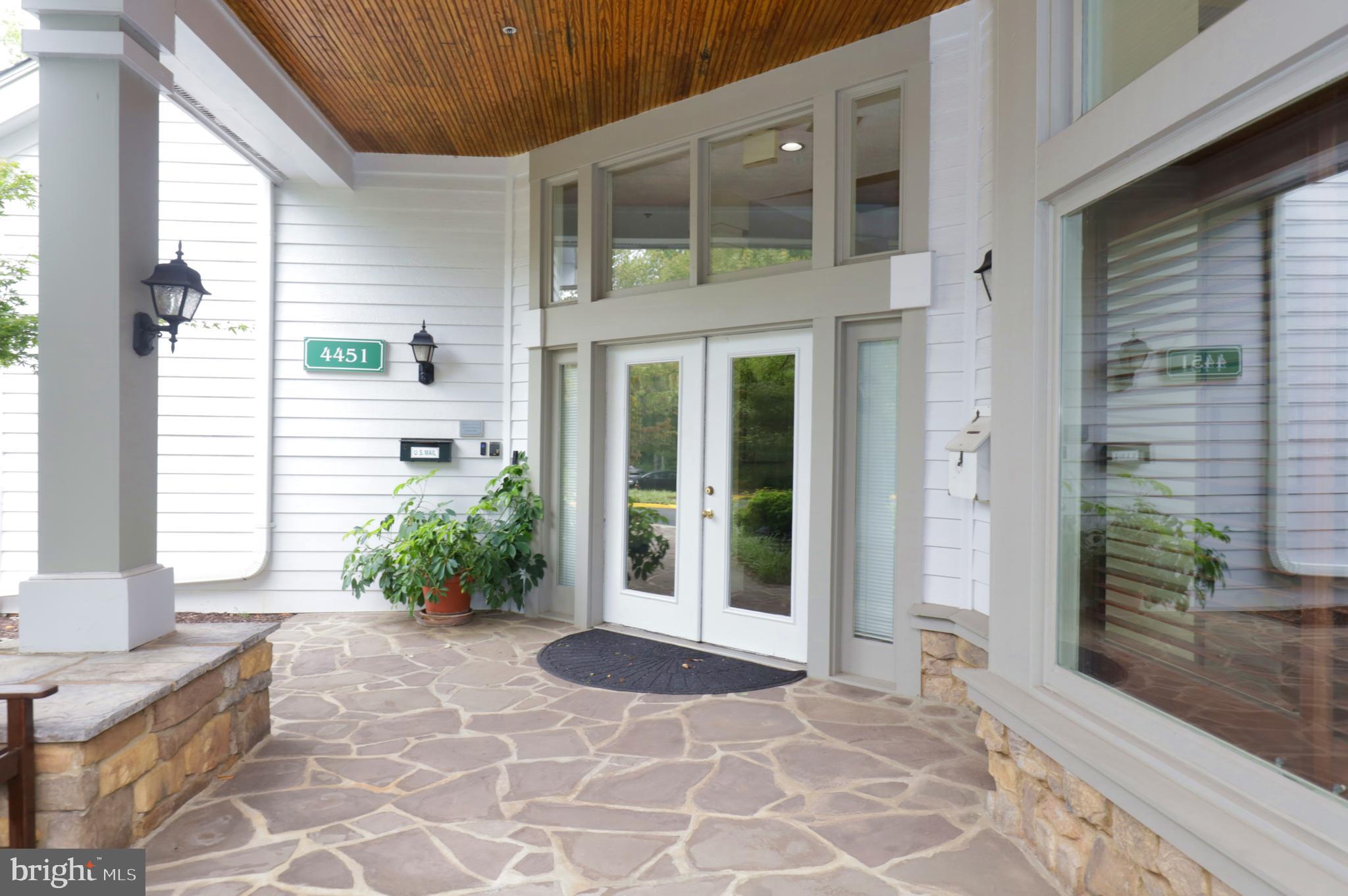 STONECROFT CONDO - Residential