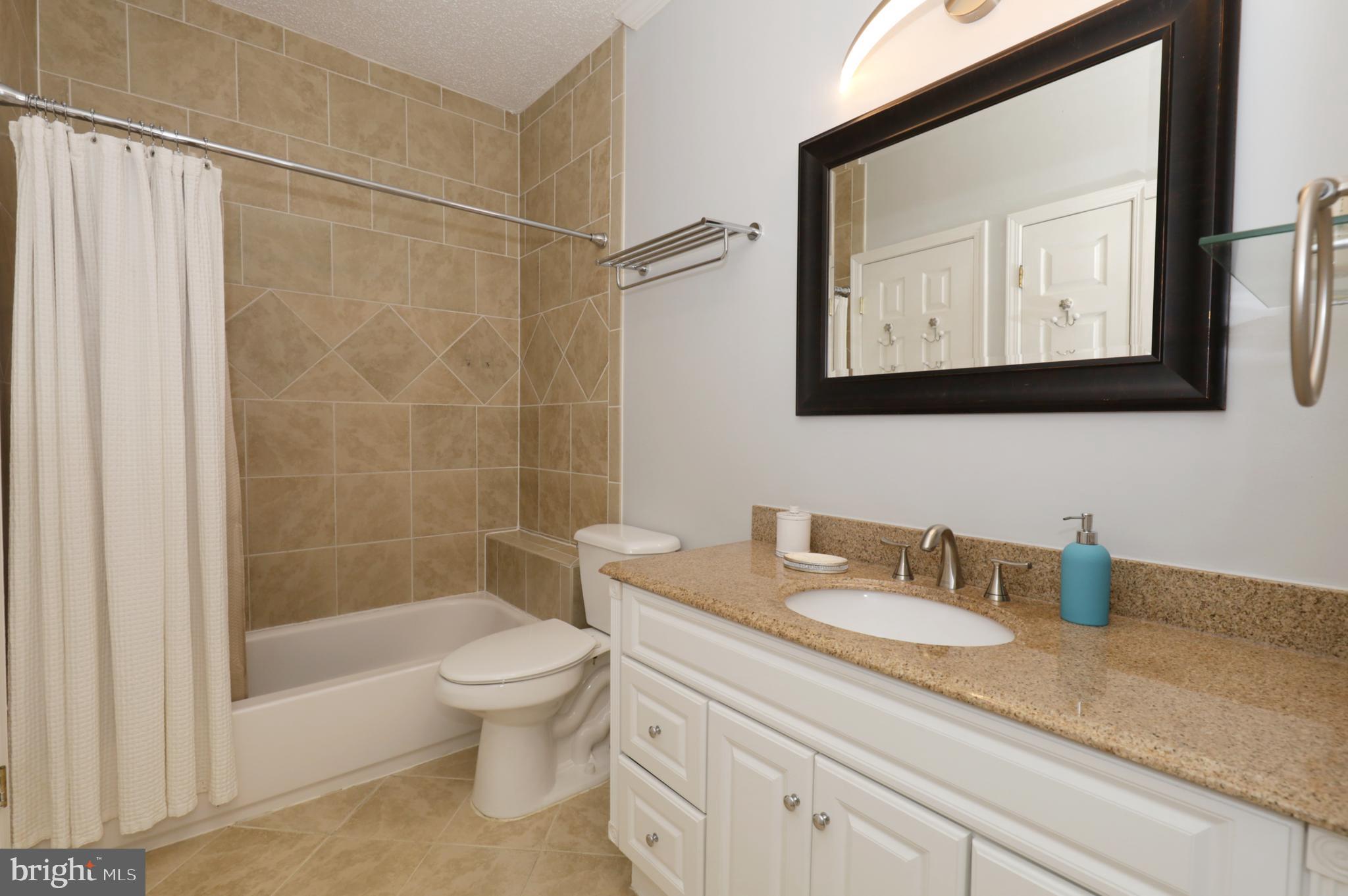 STONECROFT CONDO - Residential