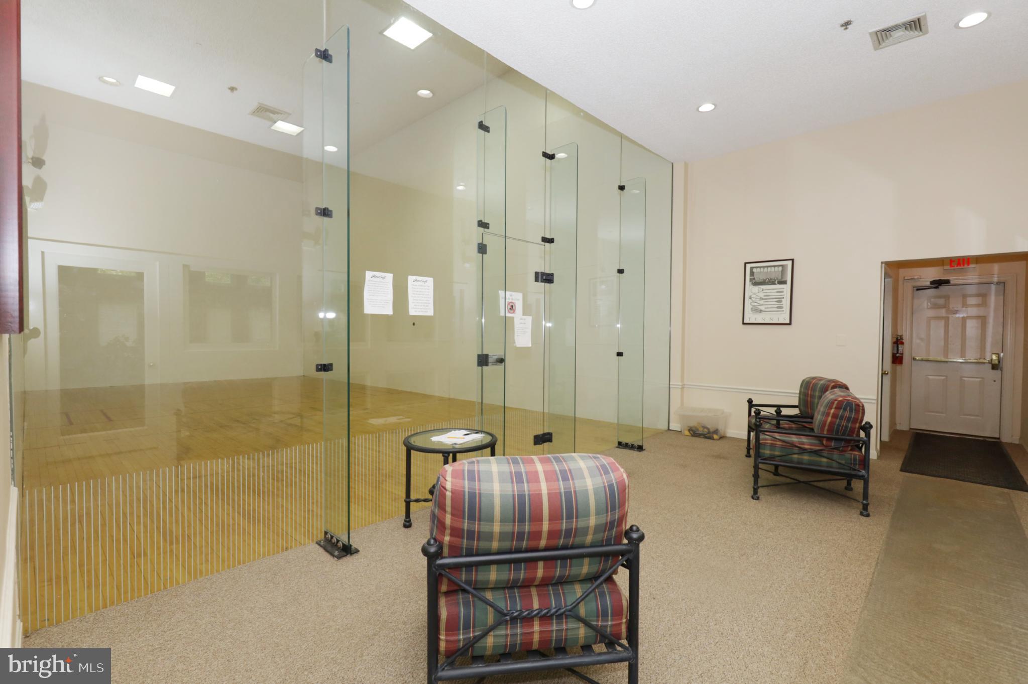 STONECROFT CONDO - Residential