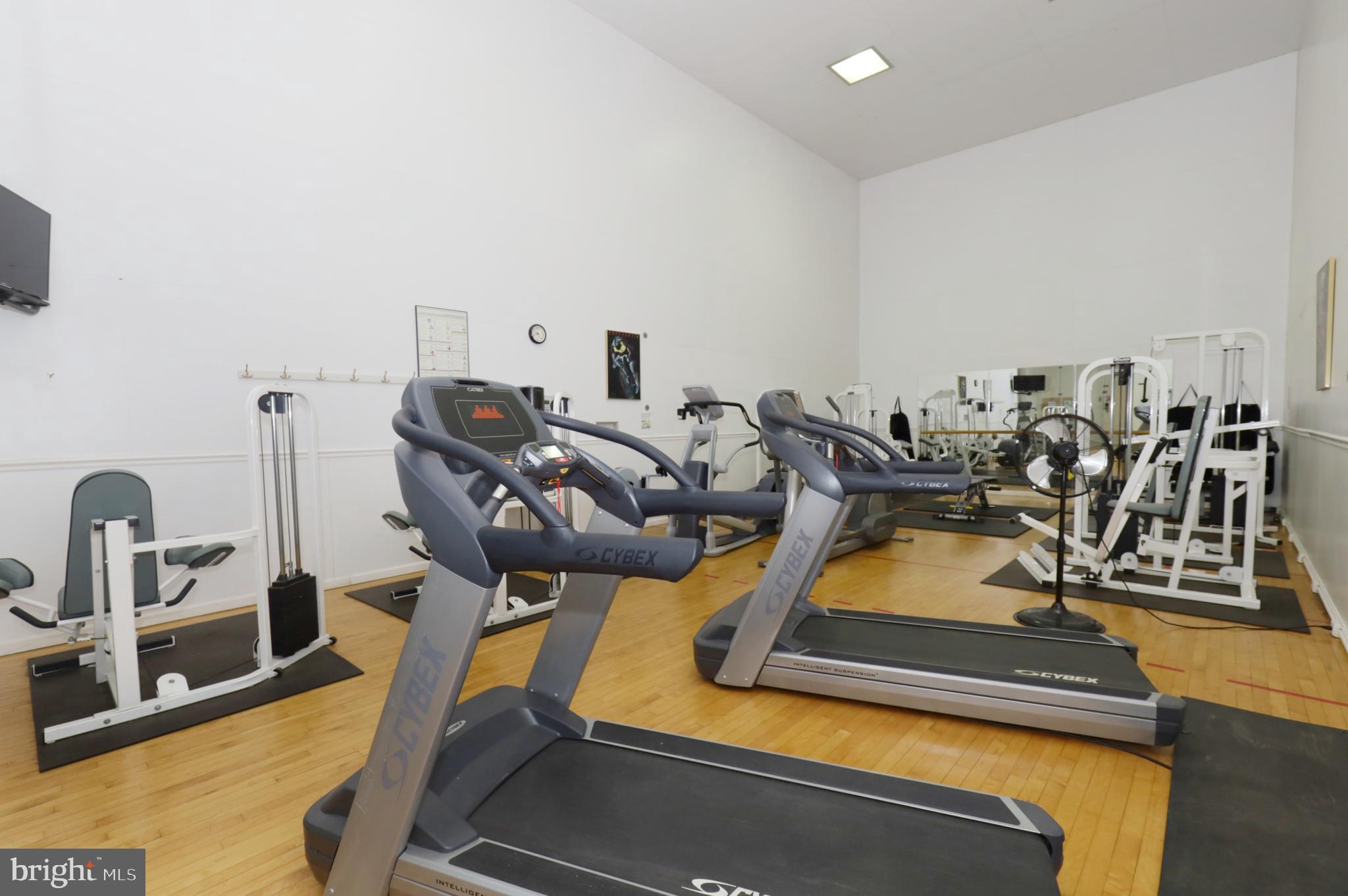 STONECROFT CONDO - Residential