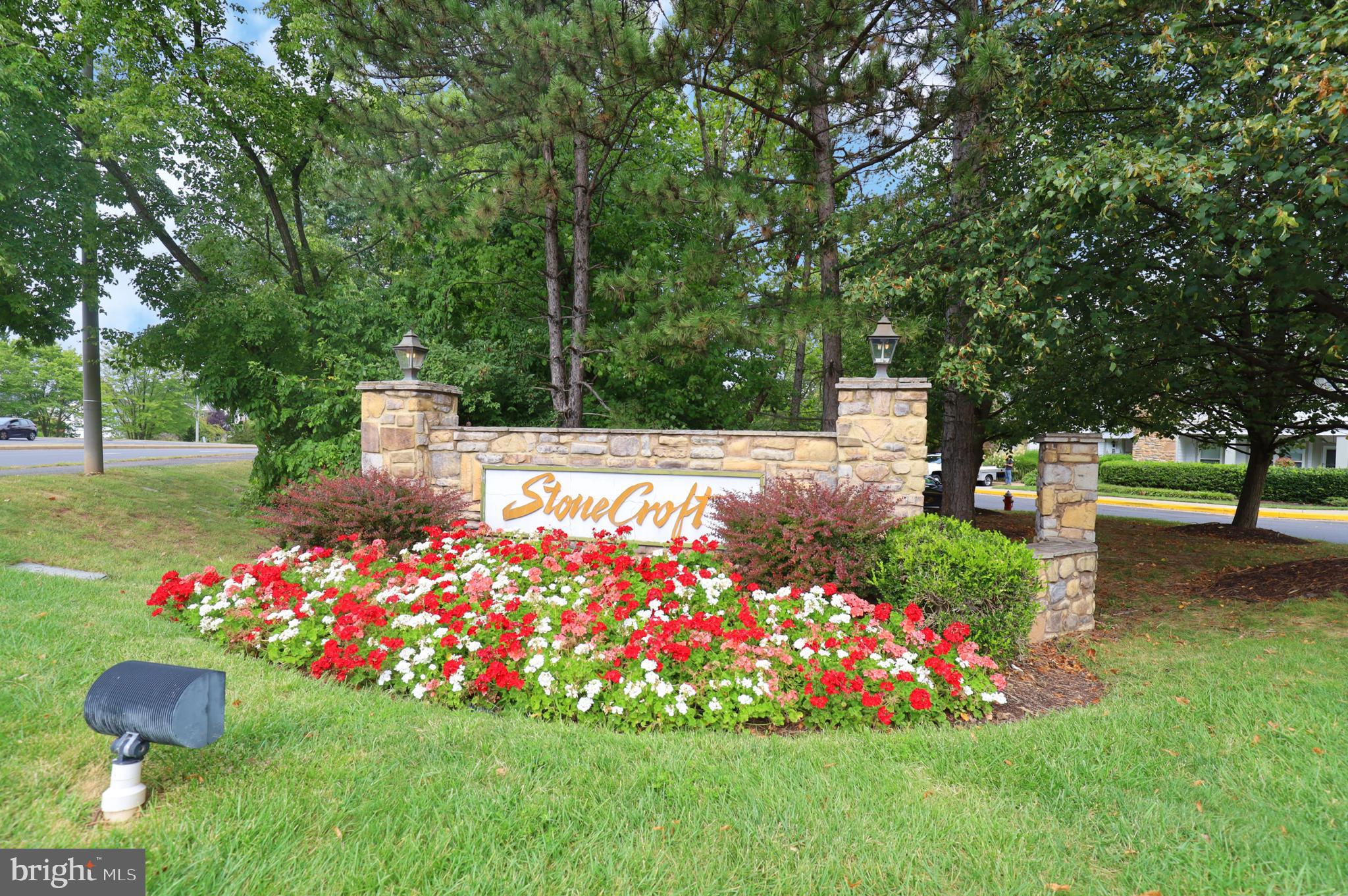 STONECROFT CONDO - Residential