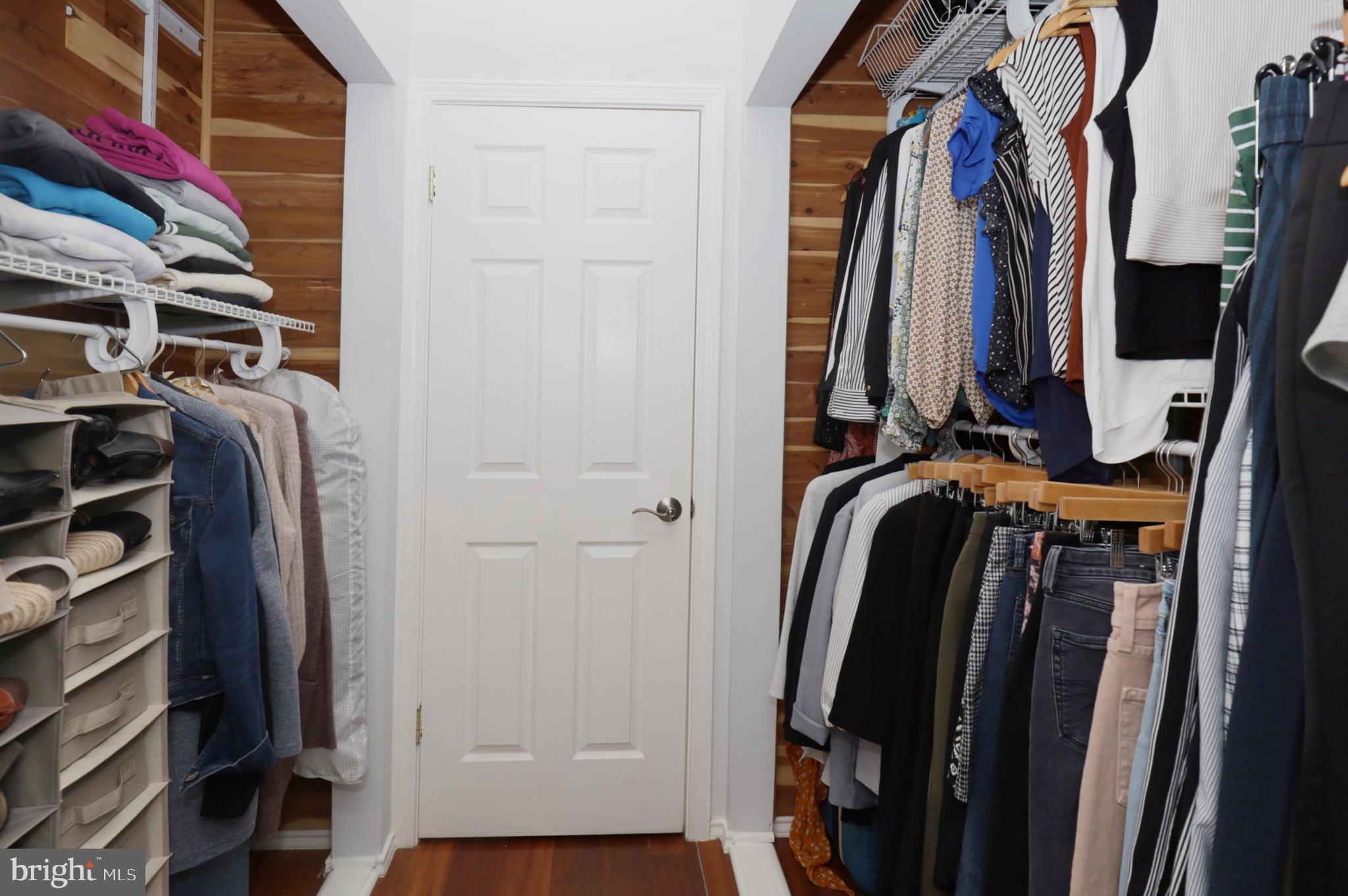 STONECROFT CONDO - Residential