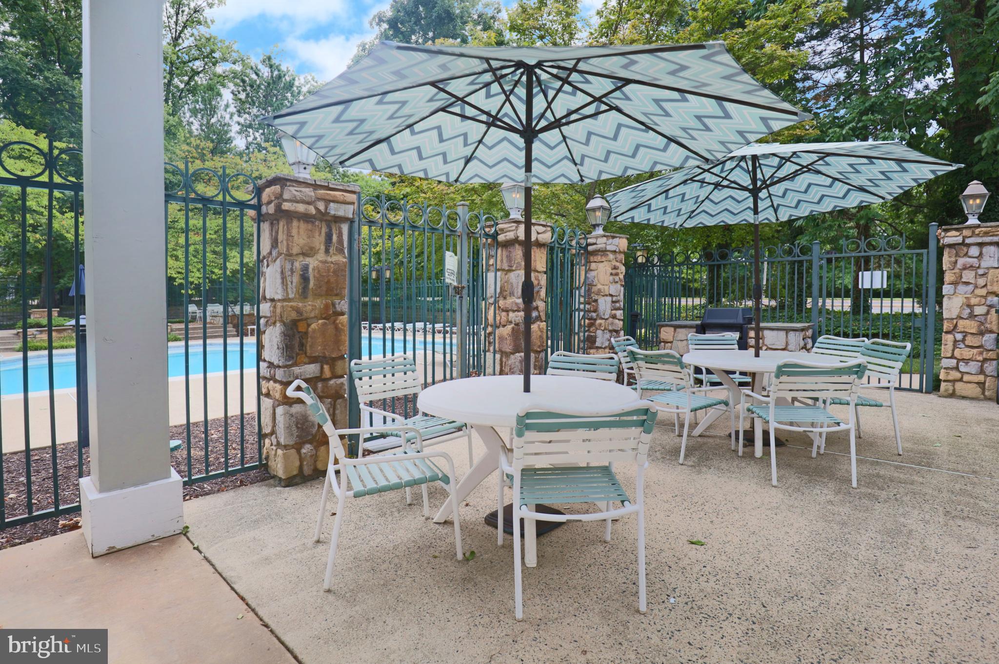 STONECROFT CONDO - Residential