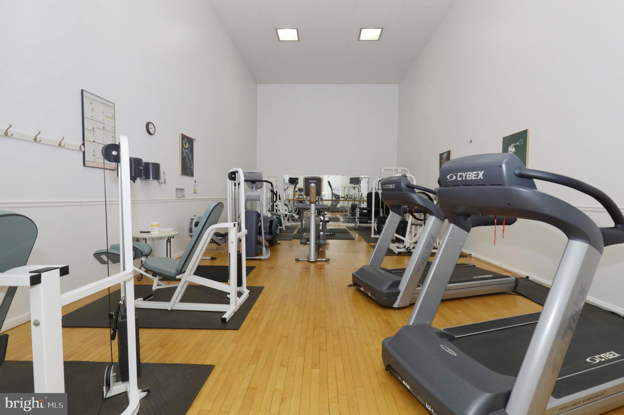 STONECROFT CONDO - Residential