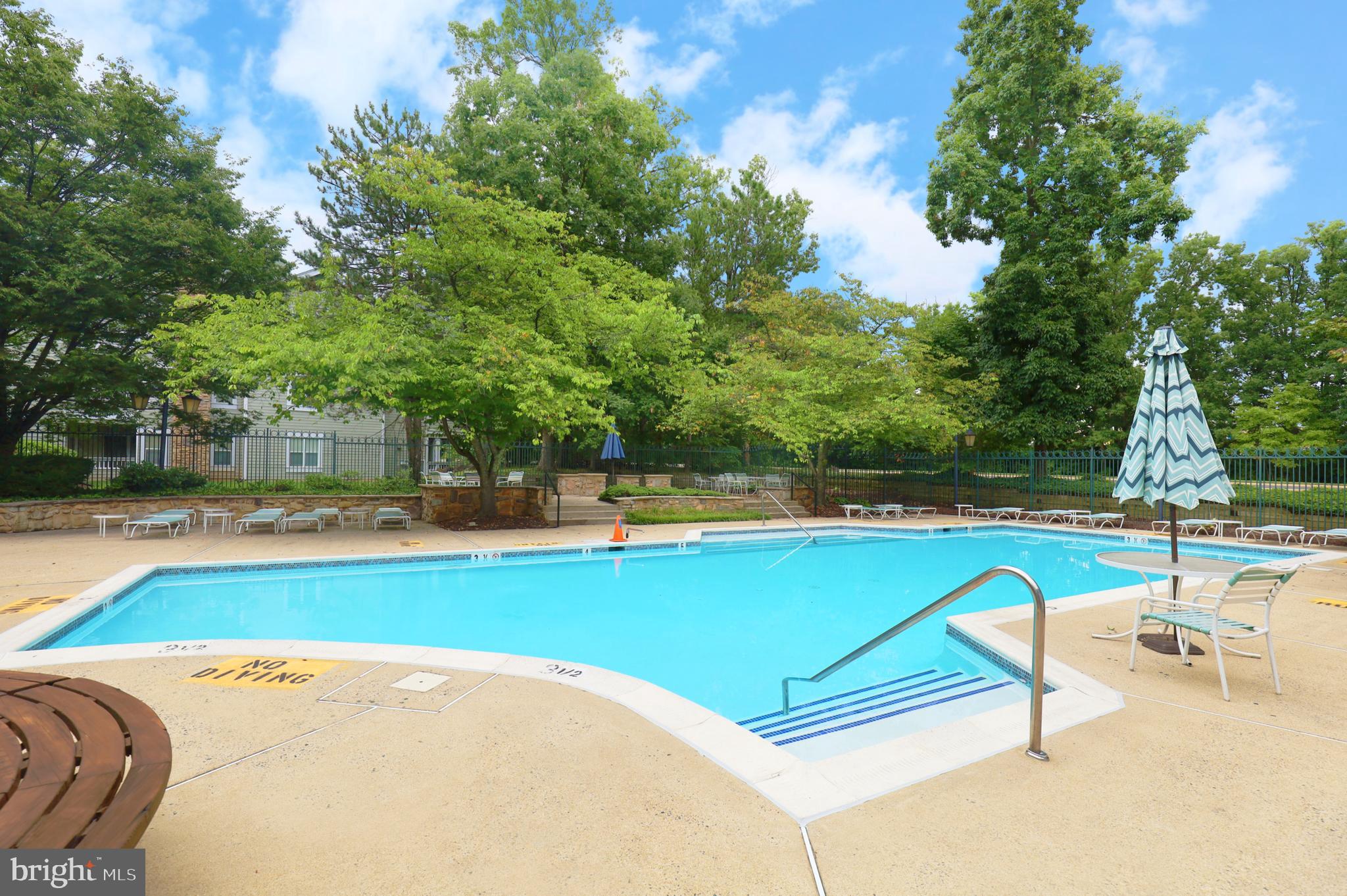 STONECROFT CONDO - Residential