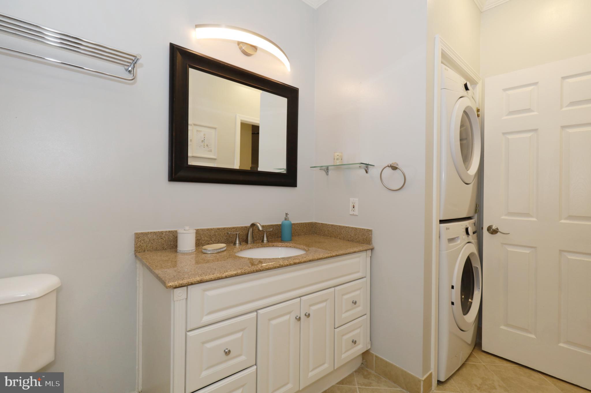 STONECROFT CONDO - Residential