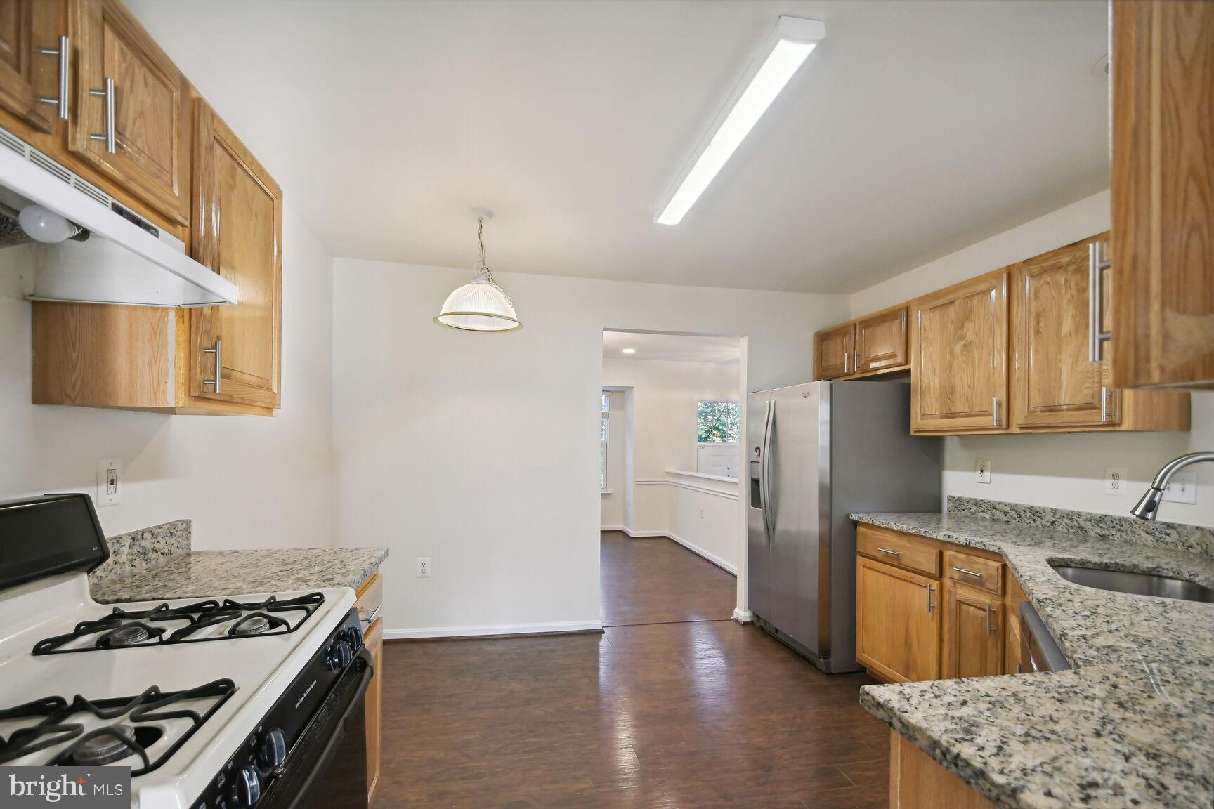 SYCAMORE HILL - Residential Lease