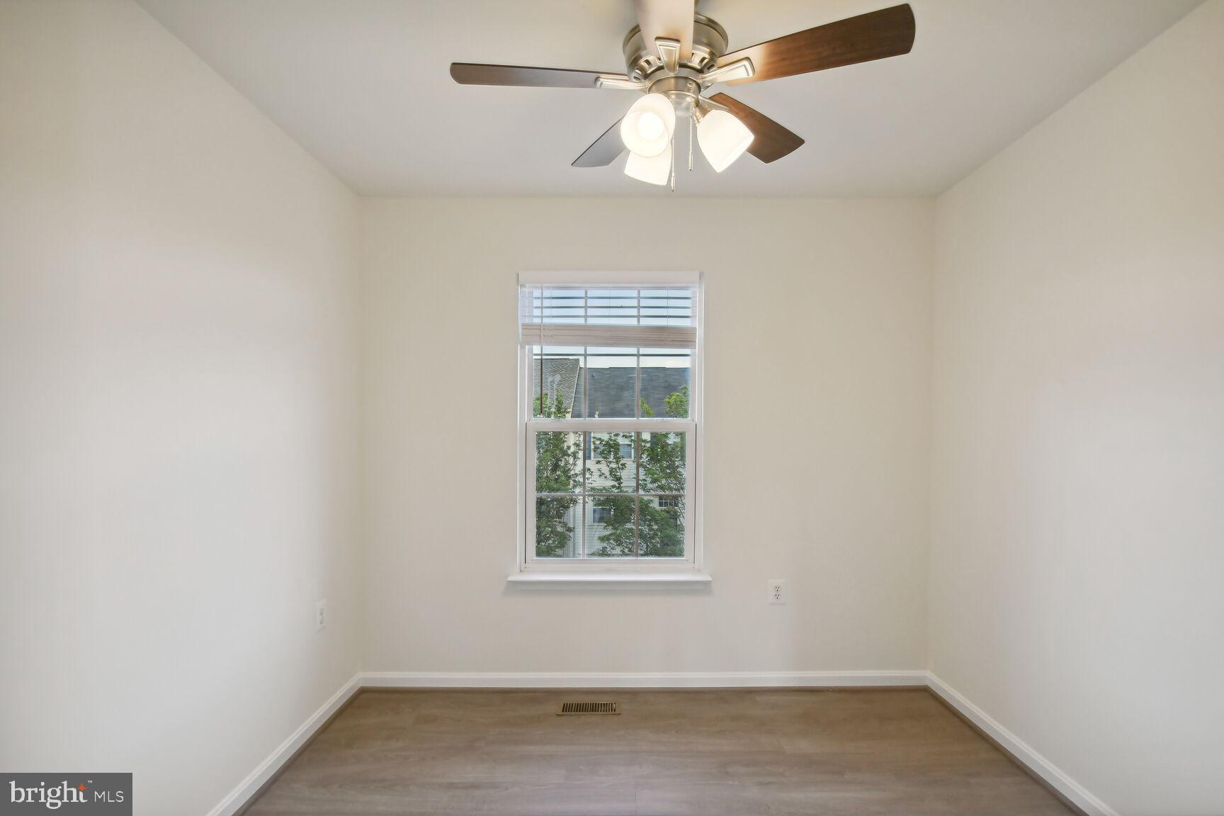 SYCAMORE HILL - Residential Lease