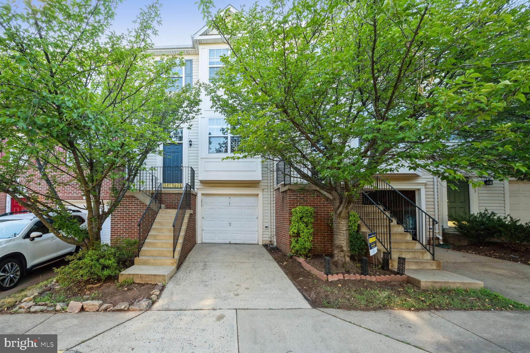 SYCAMORE HILL - Residential Lease