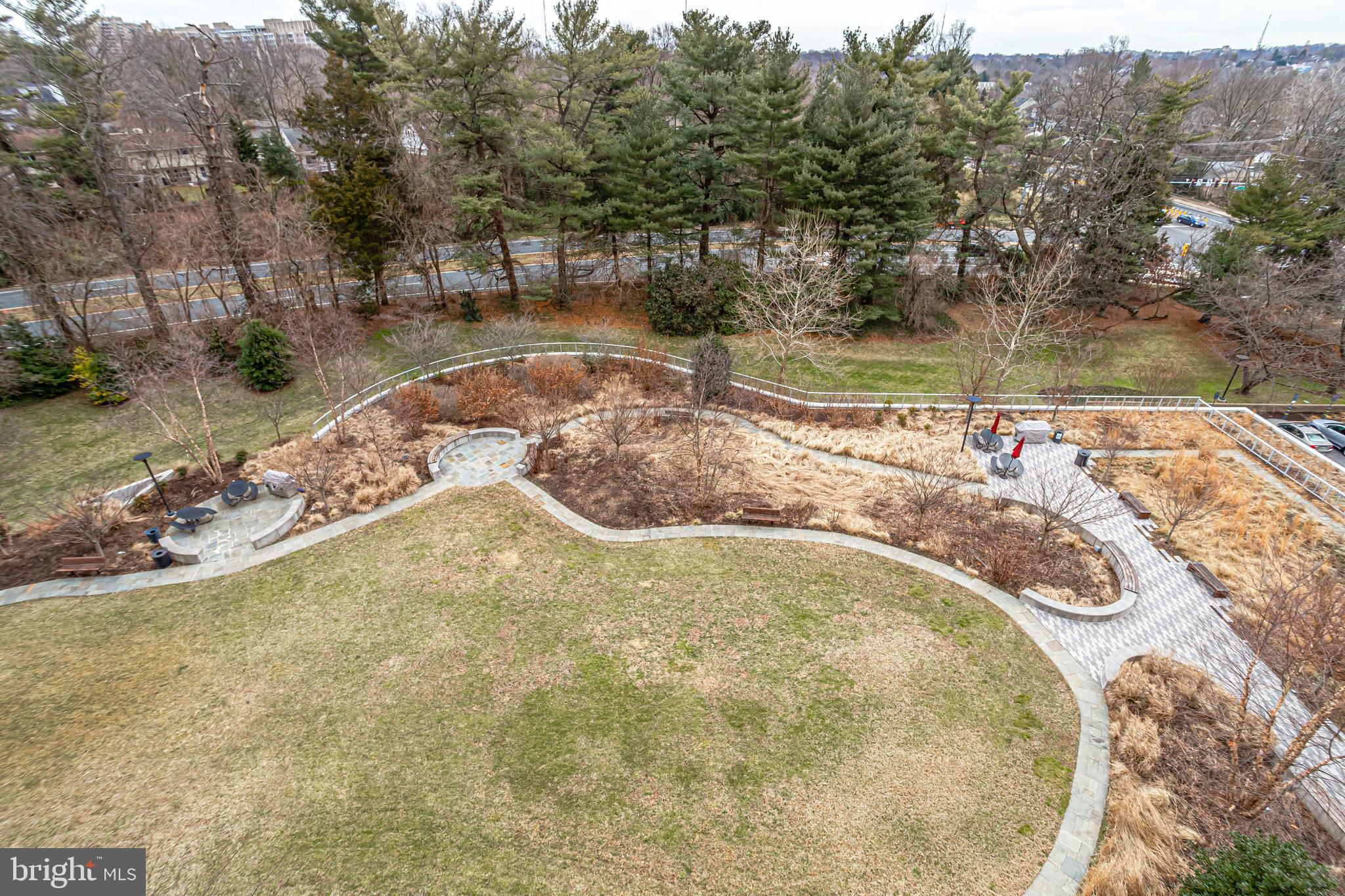 THE KENWOOD - Residential