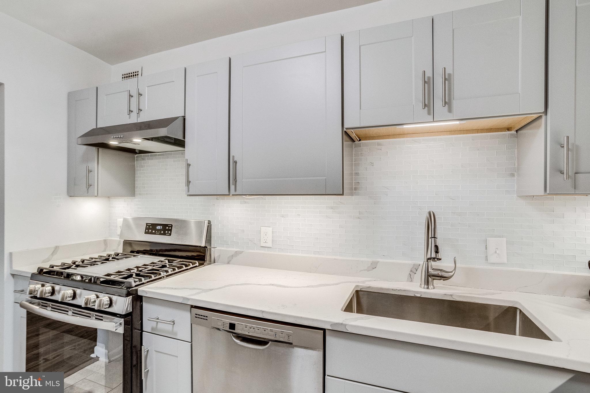 THE KENWOOD - Residential