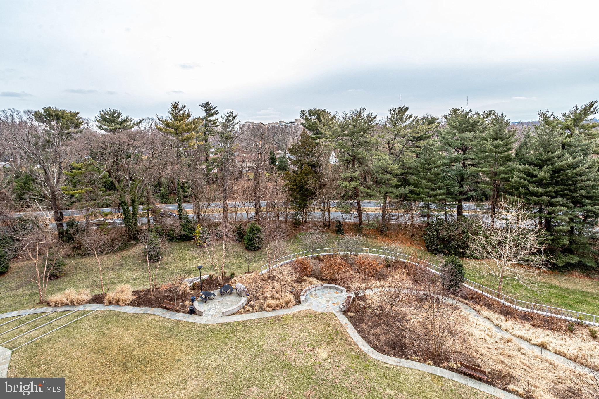 THE KENWOOD - Residential