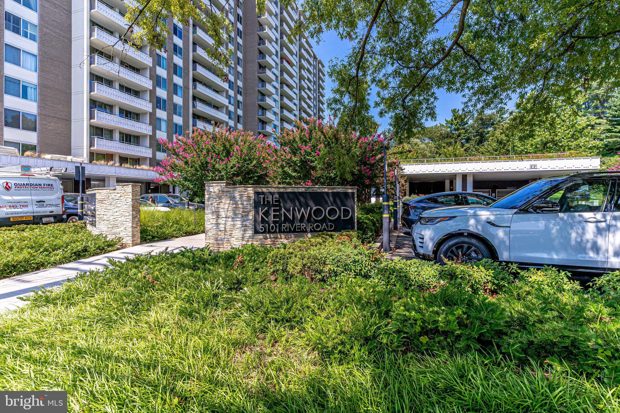 THE KENWOOD - Residential