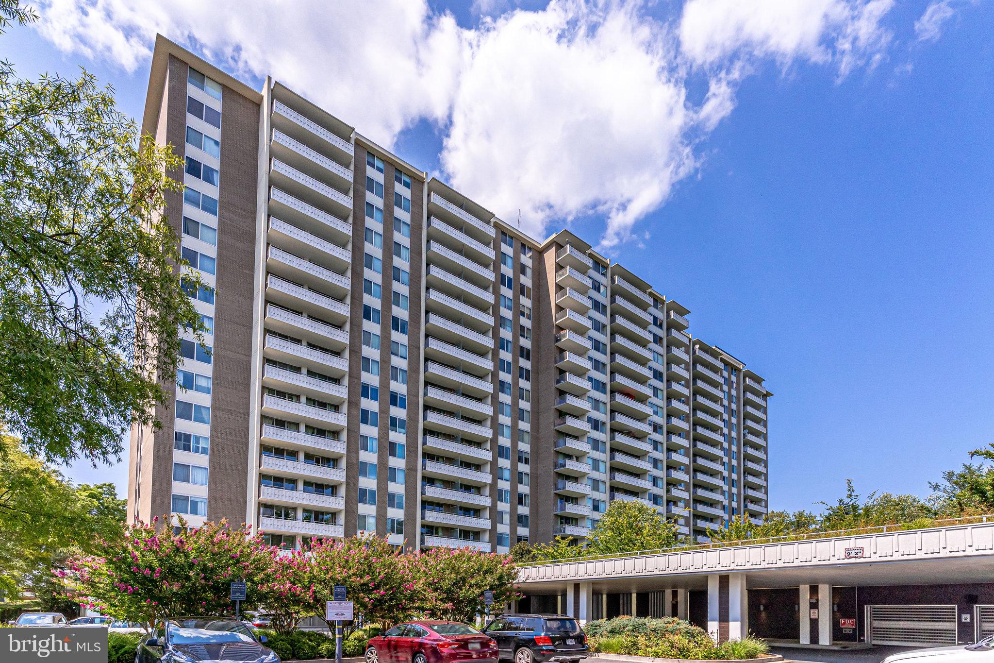 THE KENWOOD - Residential