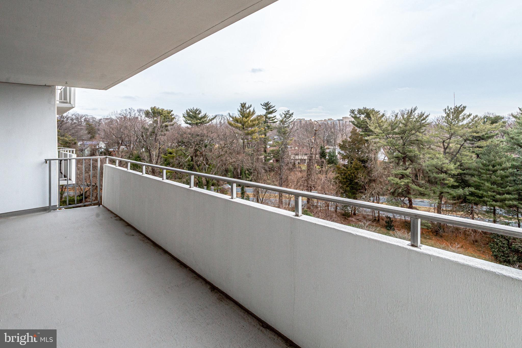 THE KENWOOD - Residential