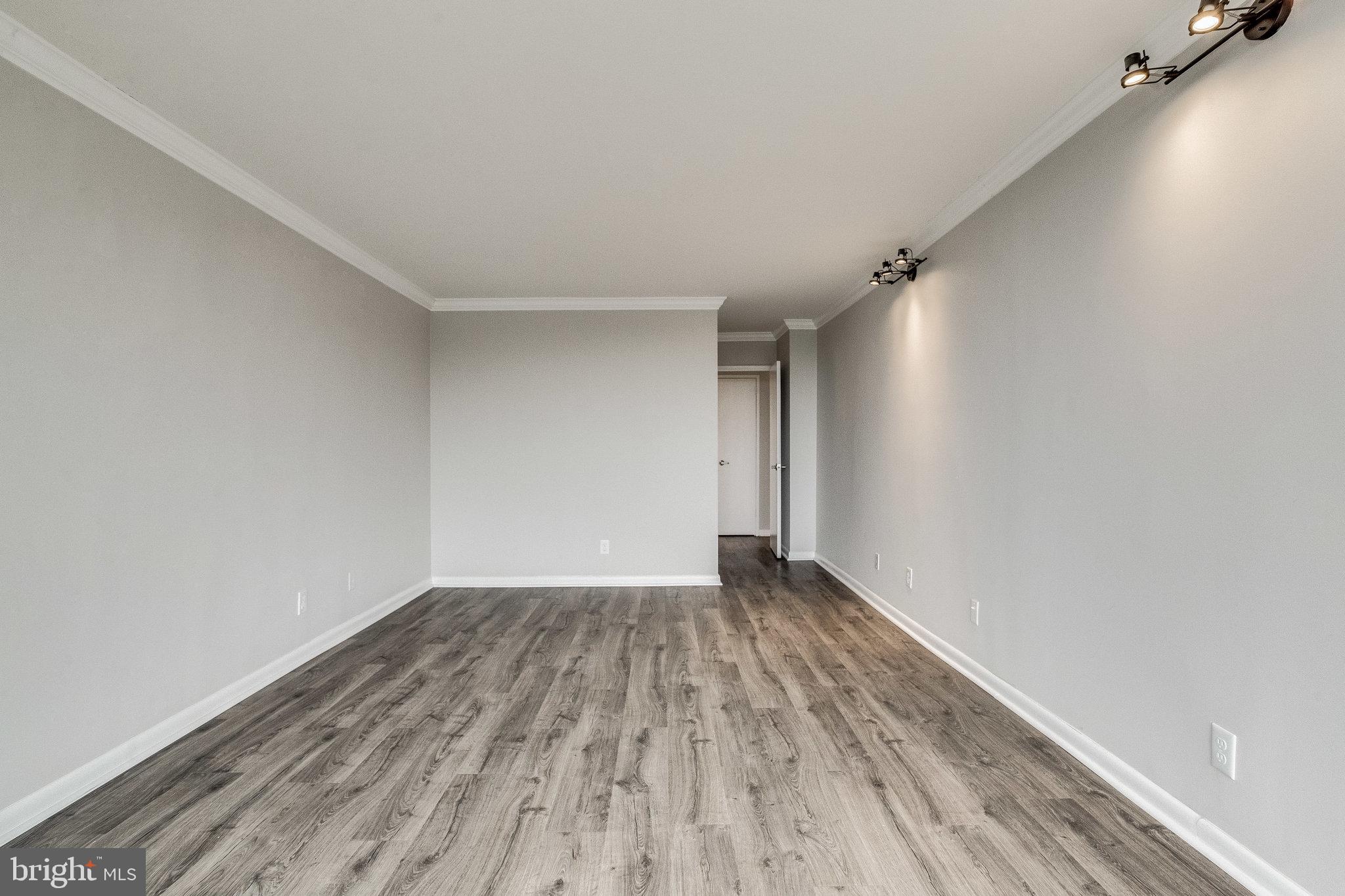 THE KENWOOD - Residential