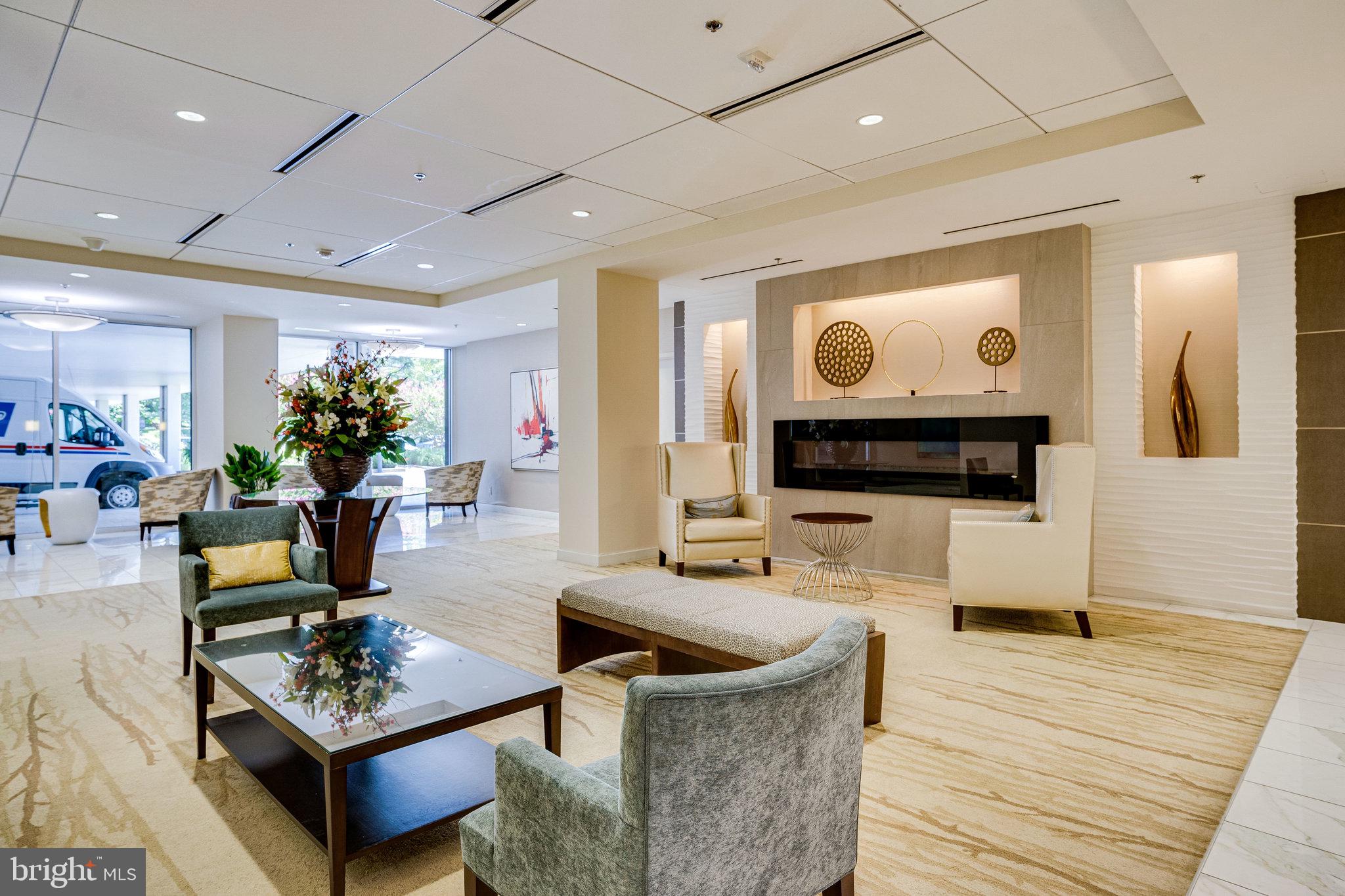 THE KENWOOD - Residential