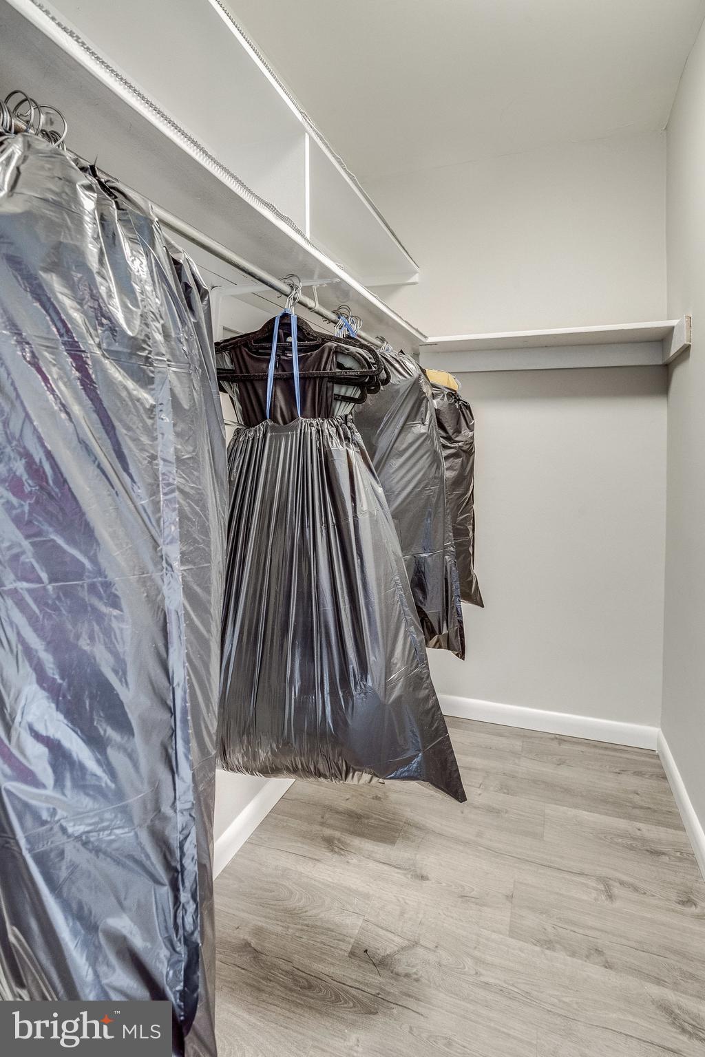 THE KENWOOD - Residential