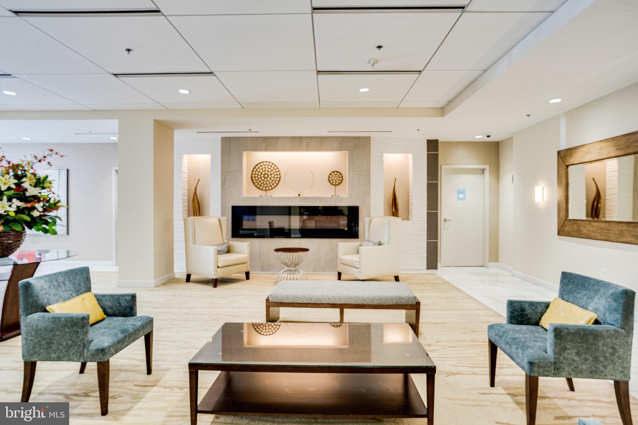 THE KENWOOD - Residential