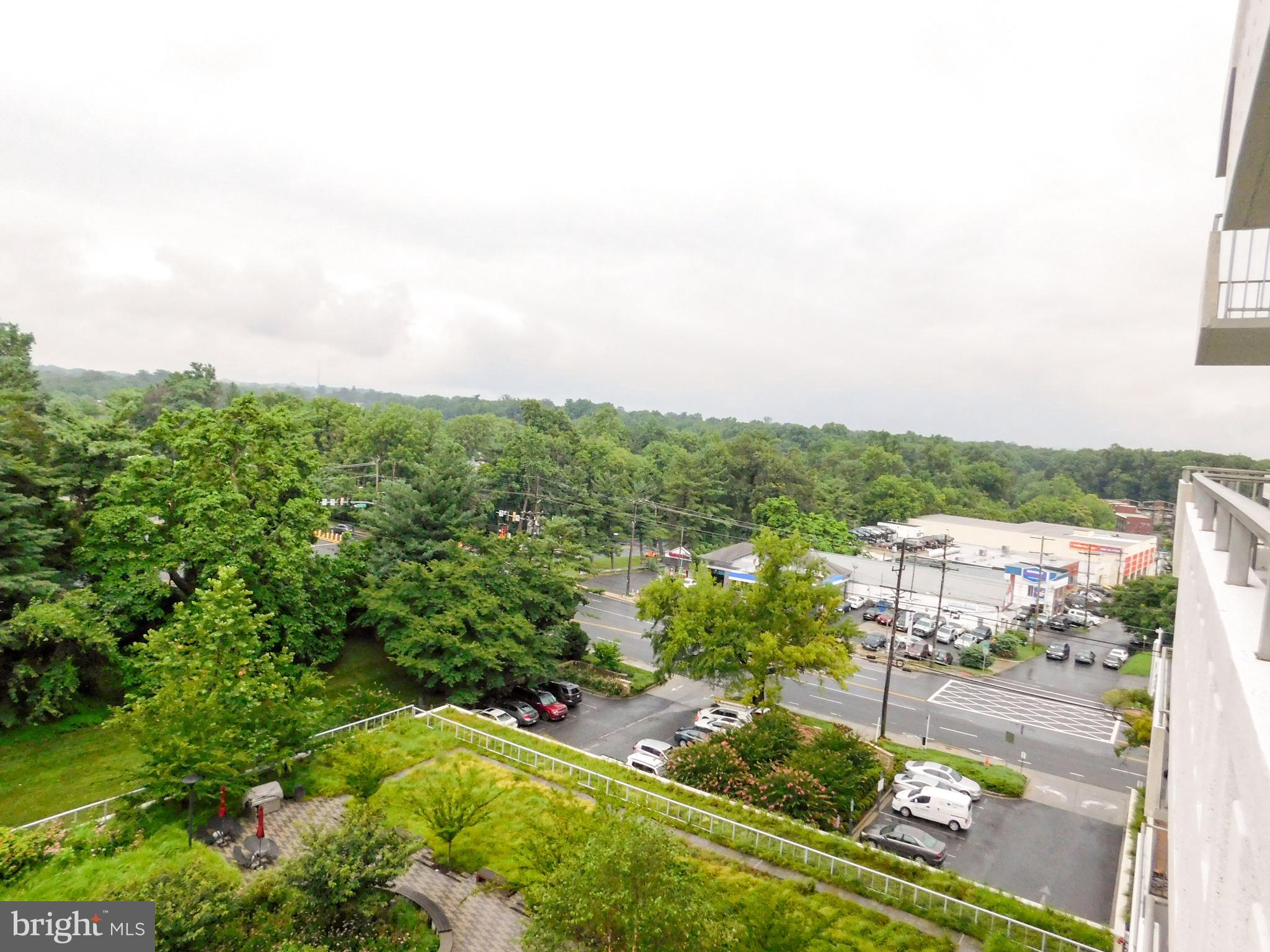 THE KENWOOD - Residential