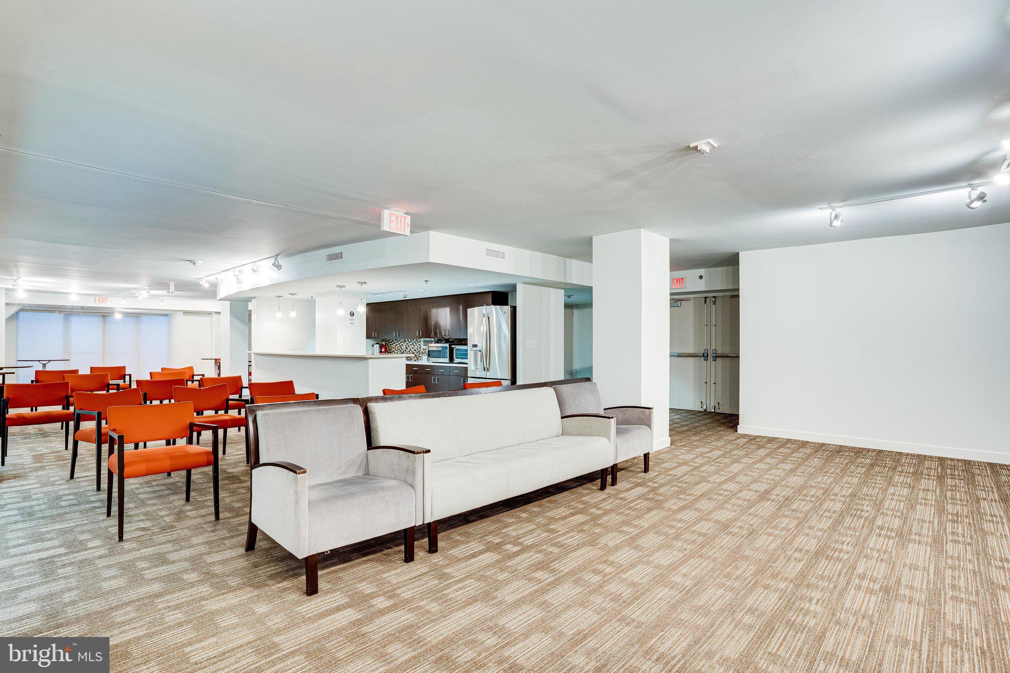 THE KENWOOD - Residential