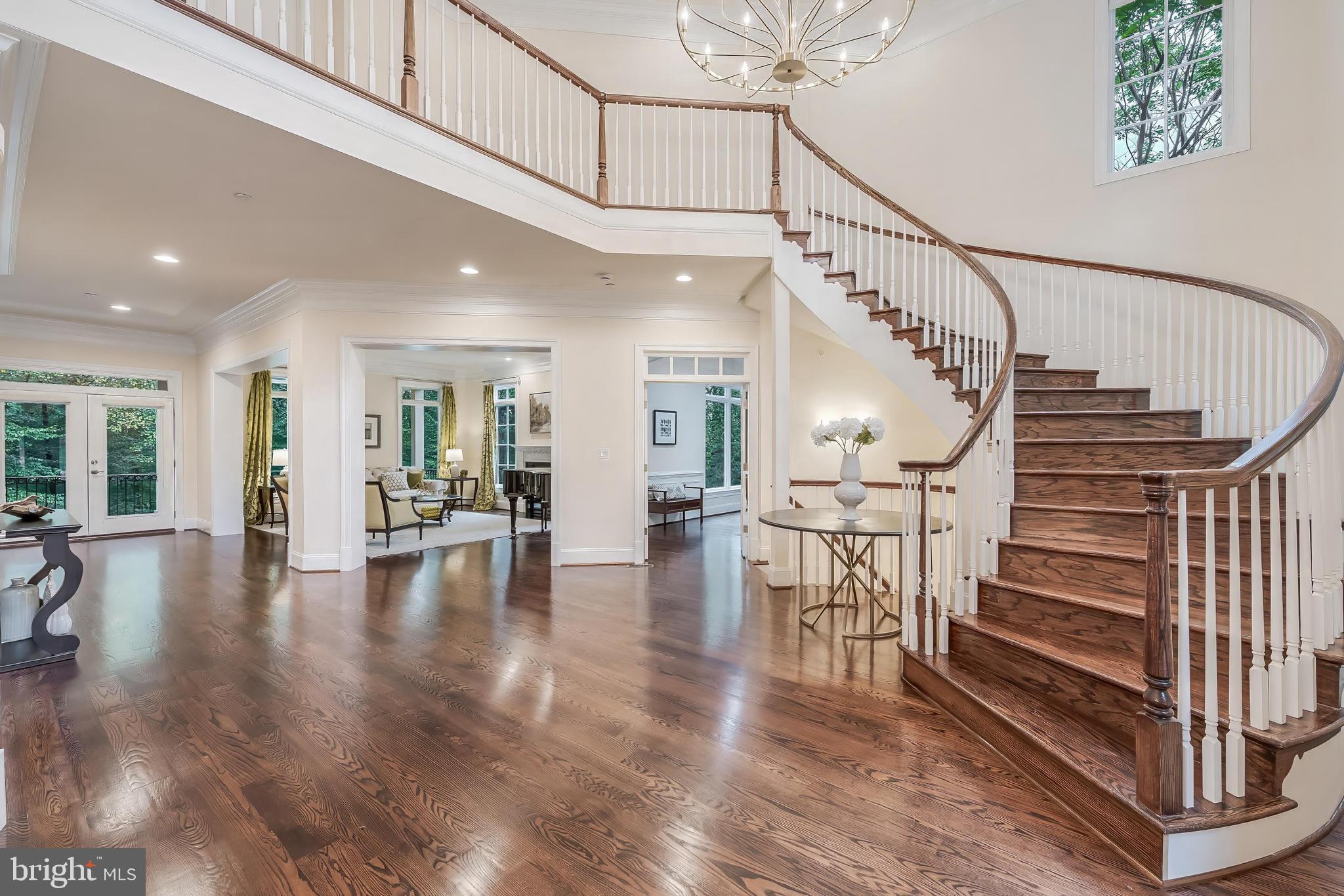7020 MOUNTAIN GATE DRIVE