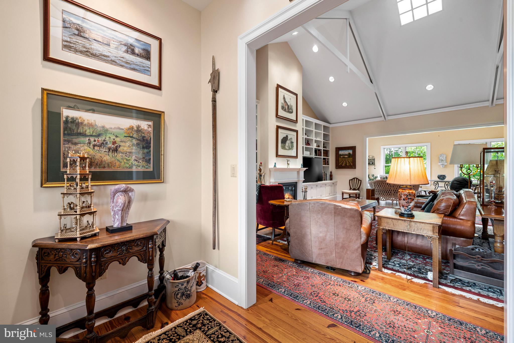 20147 WOODTRAIL ROAD