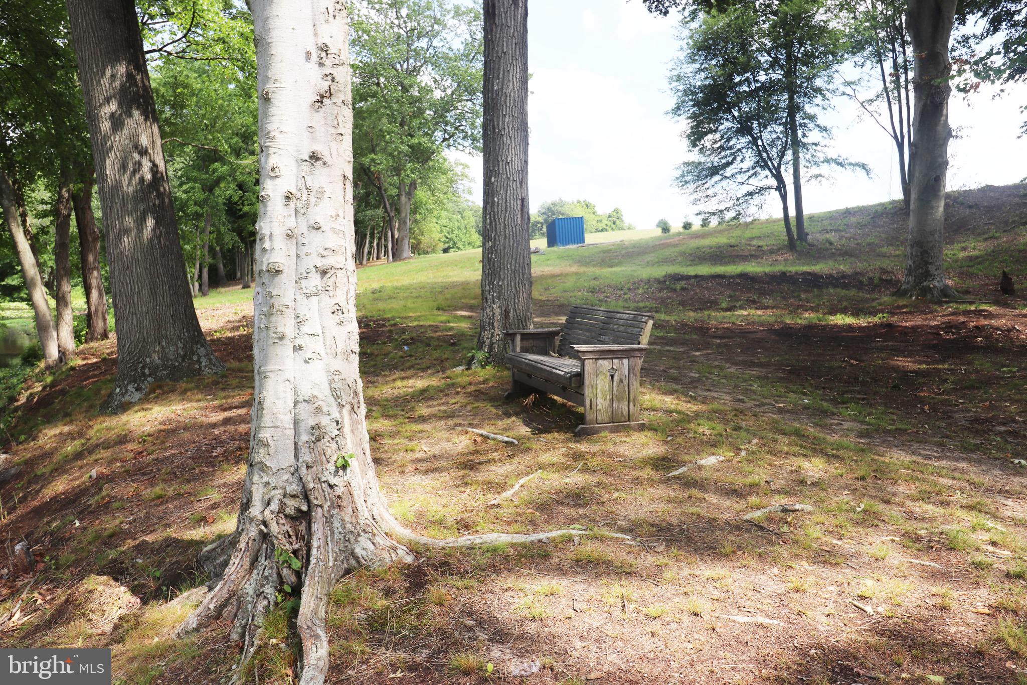 GREAT BOHEMIA MANO - Land