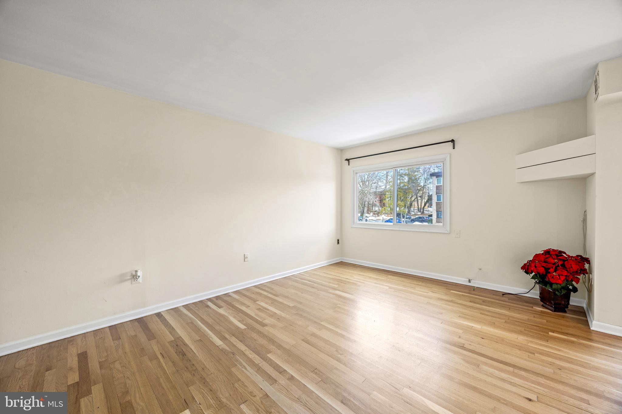 FAIRWAYS - Residential