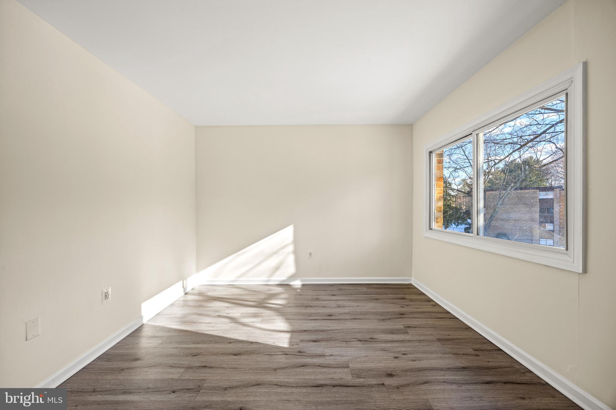 FAIRWAYS - Residential